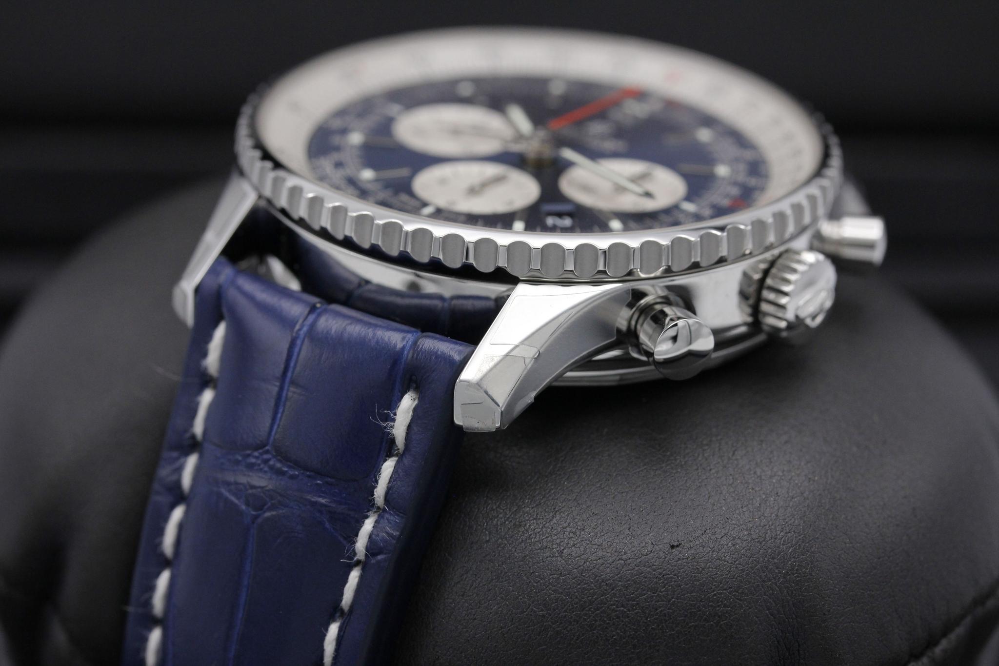 Watch Image 2