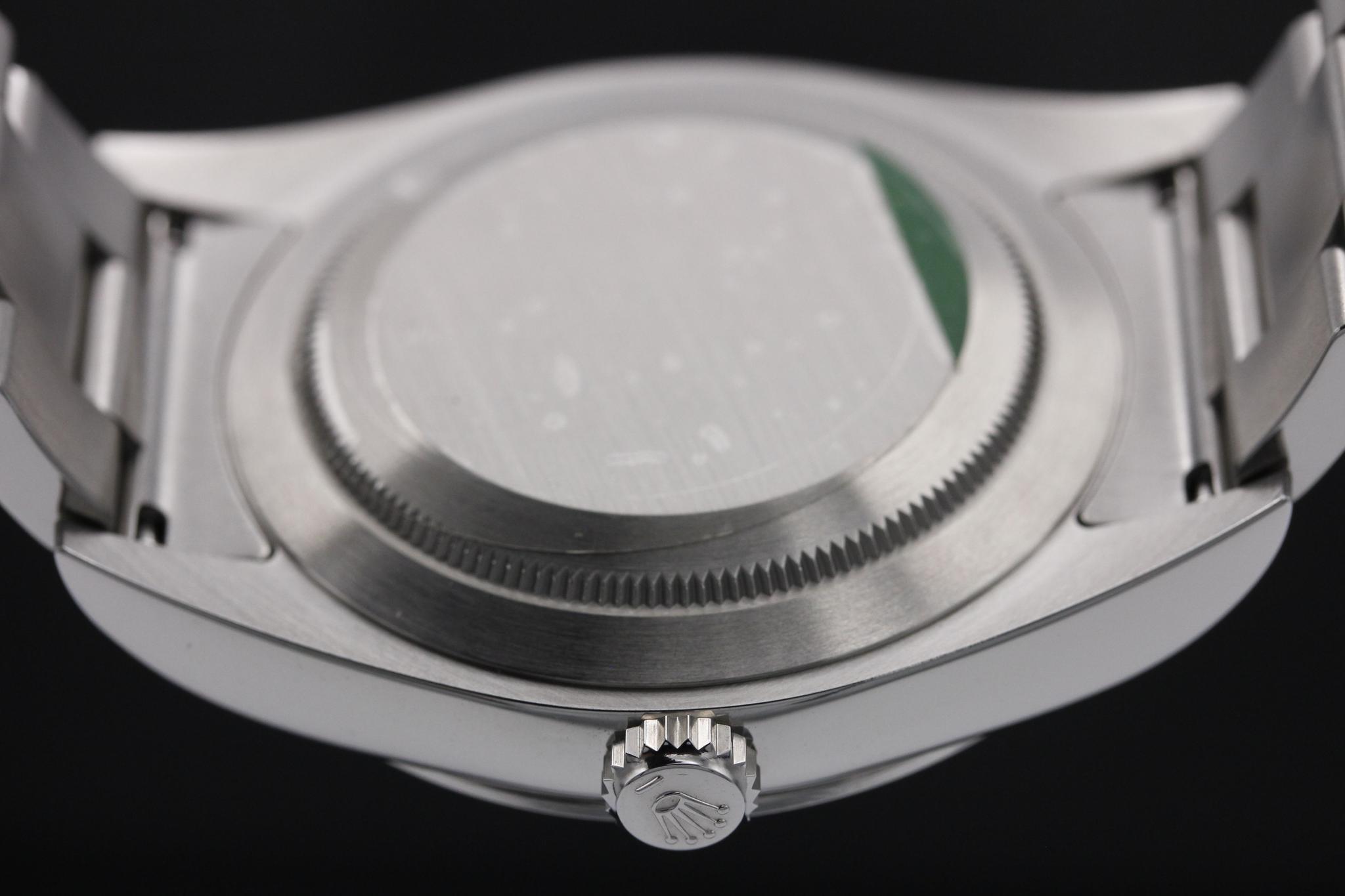 Watch Image 7