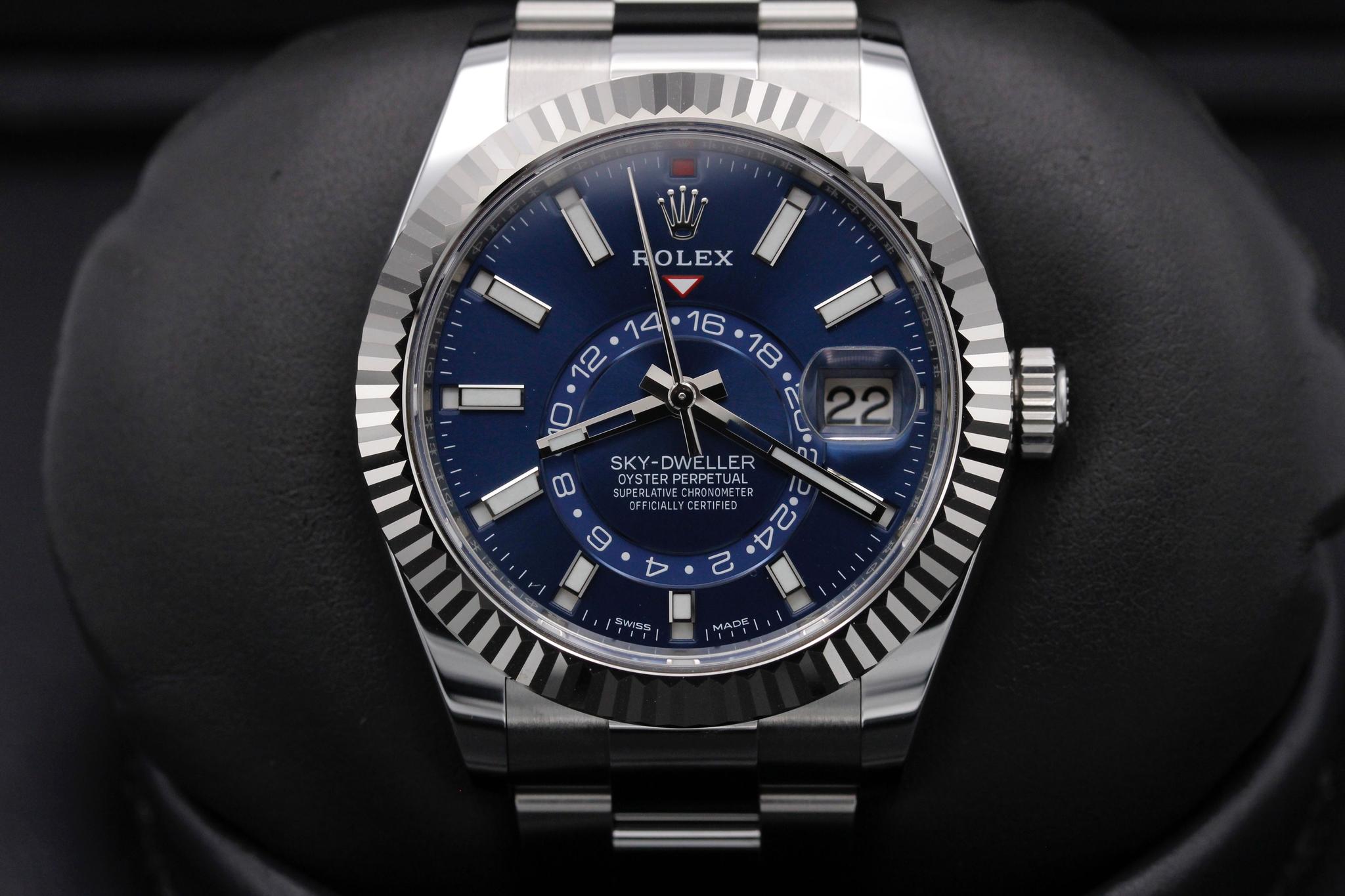 Watch Image 1