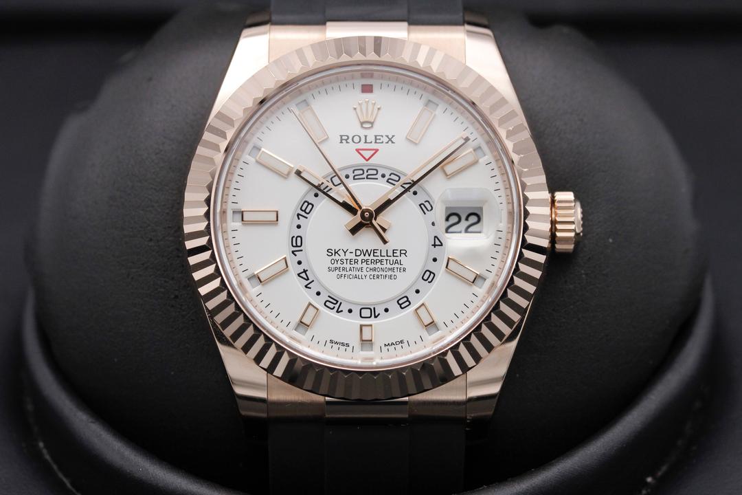 Rolex Sky Dweller 326235