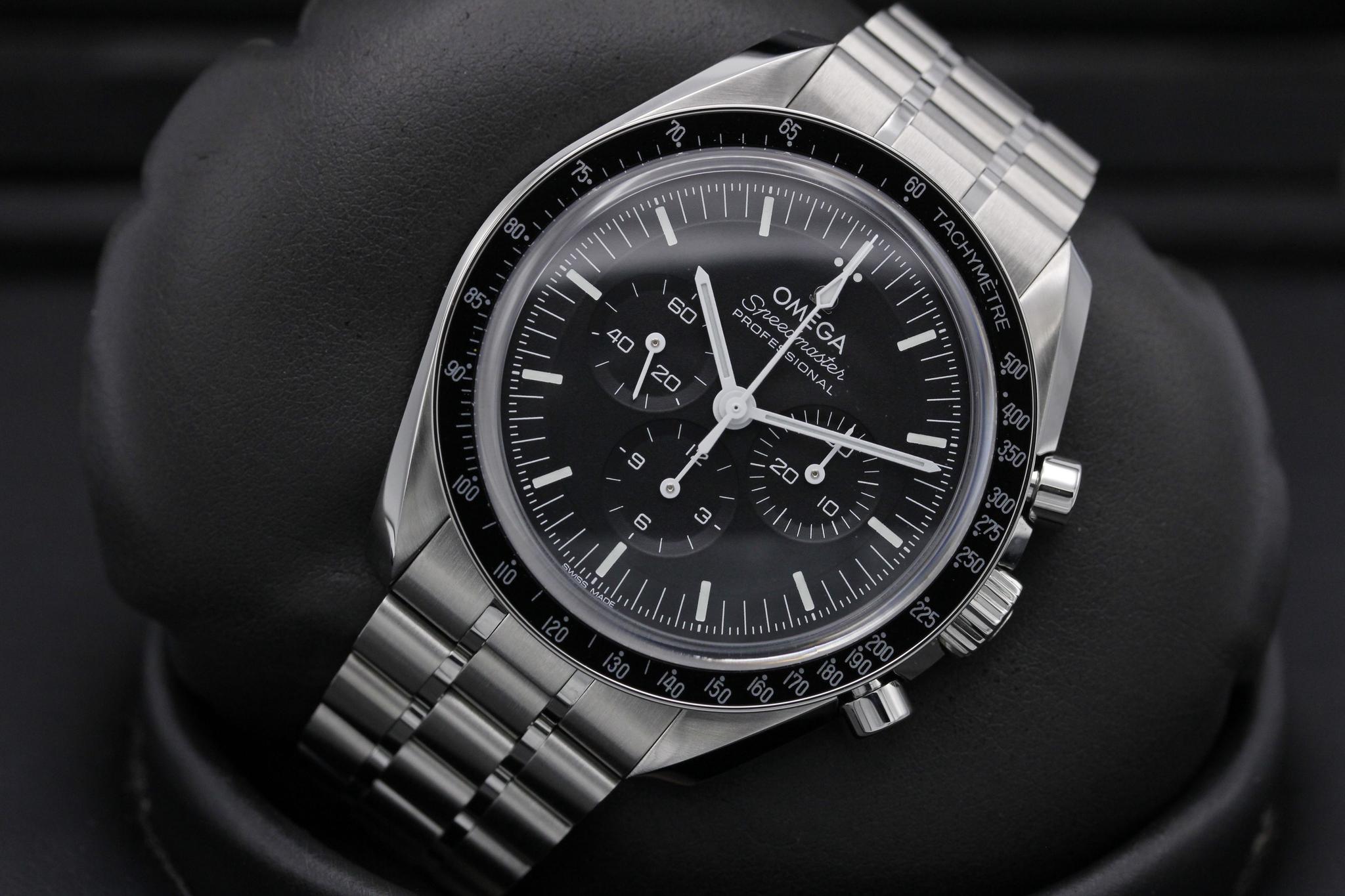 Watch Image 10