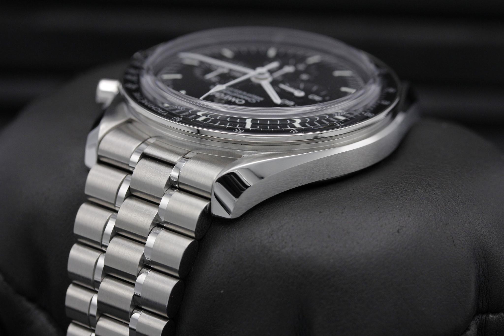 Watch Image 5