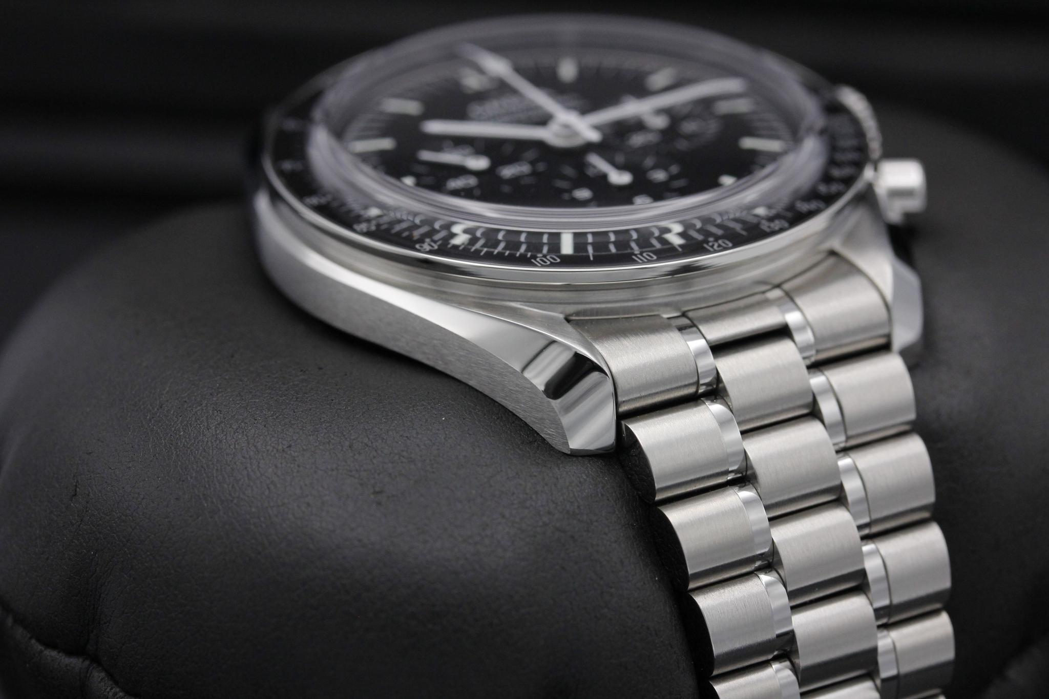 Watch Image 6