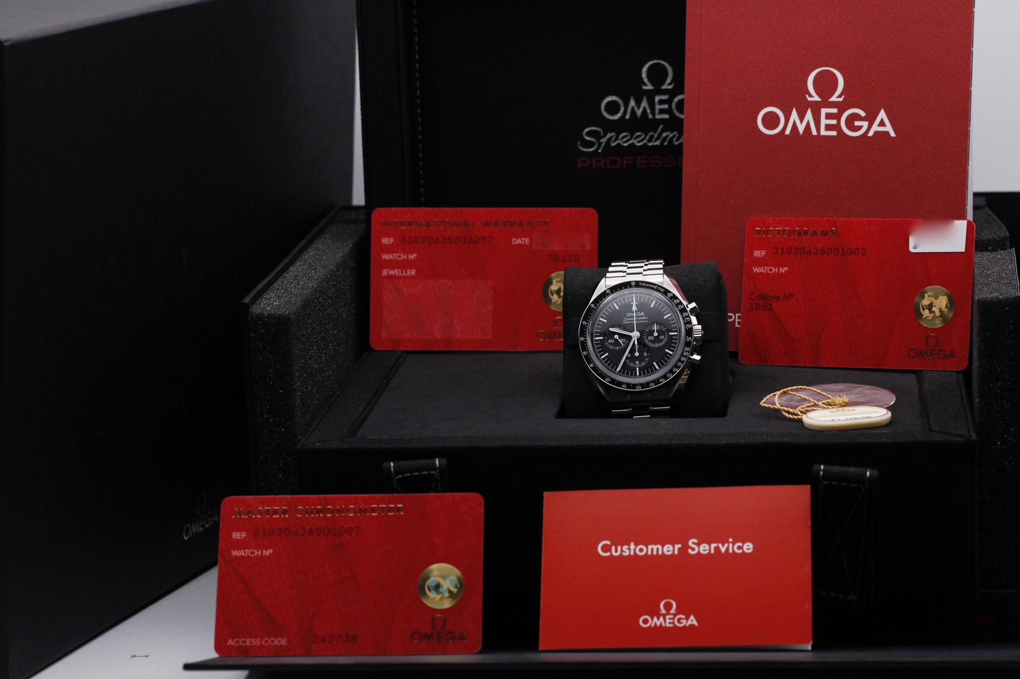 Watch Image 11