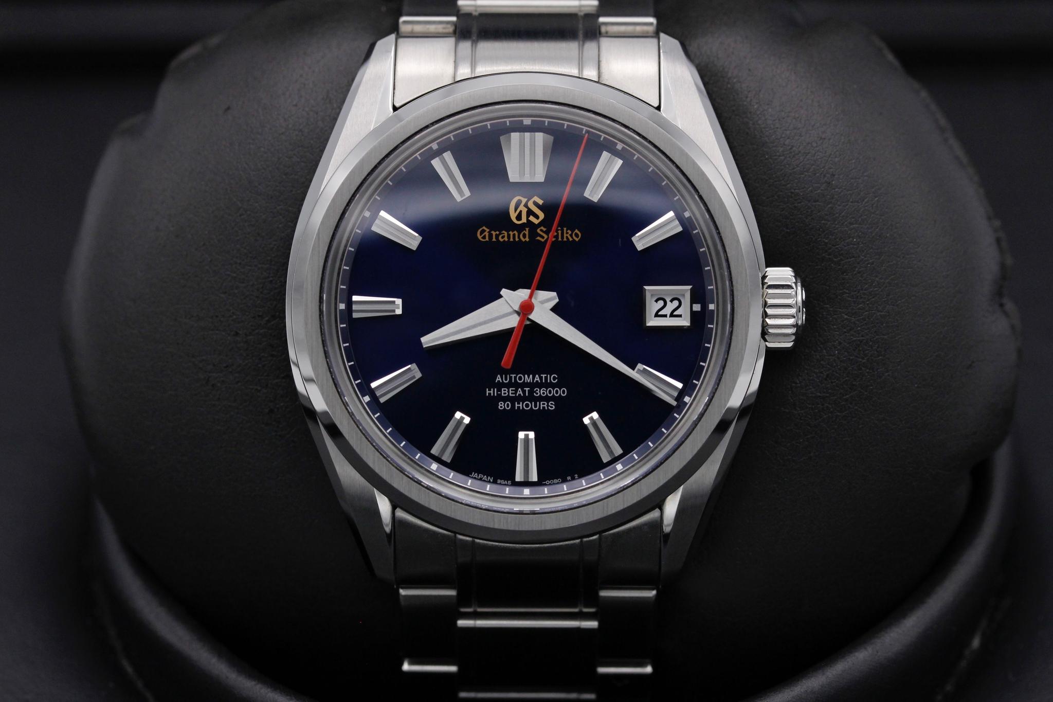 Watch Image 1