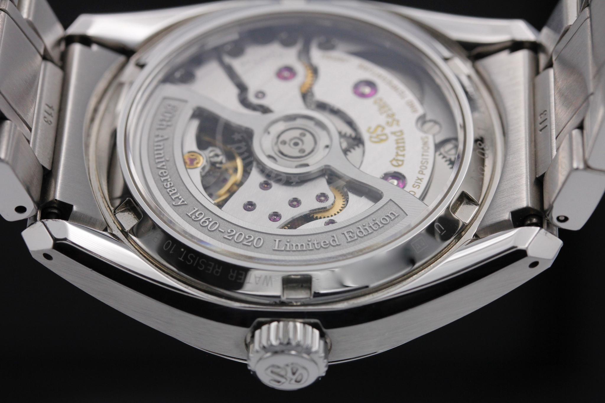 Watch Image 7