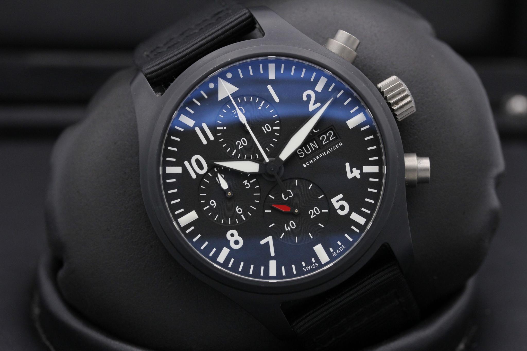 Watch Image 9
