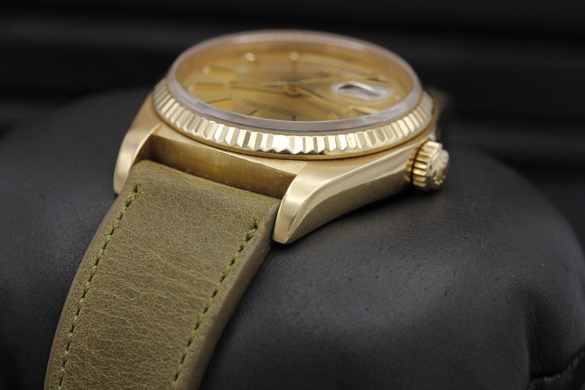 Watch Image 2