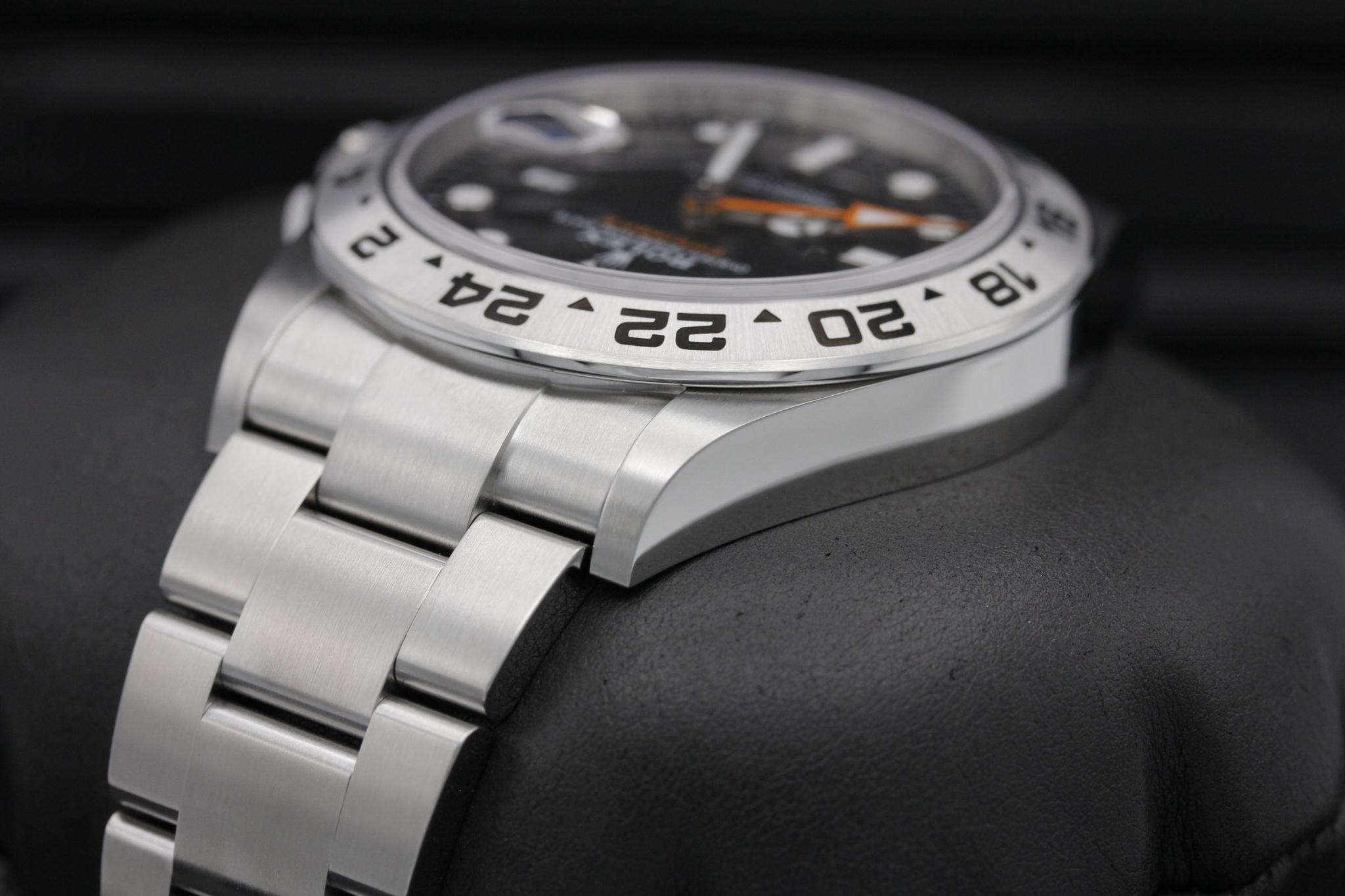 Watch Image 5