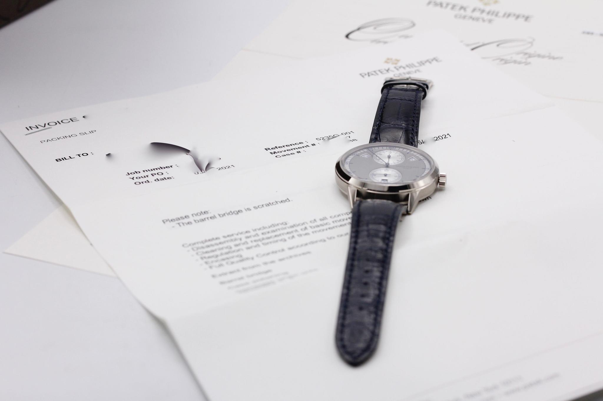 Watch Image 12