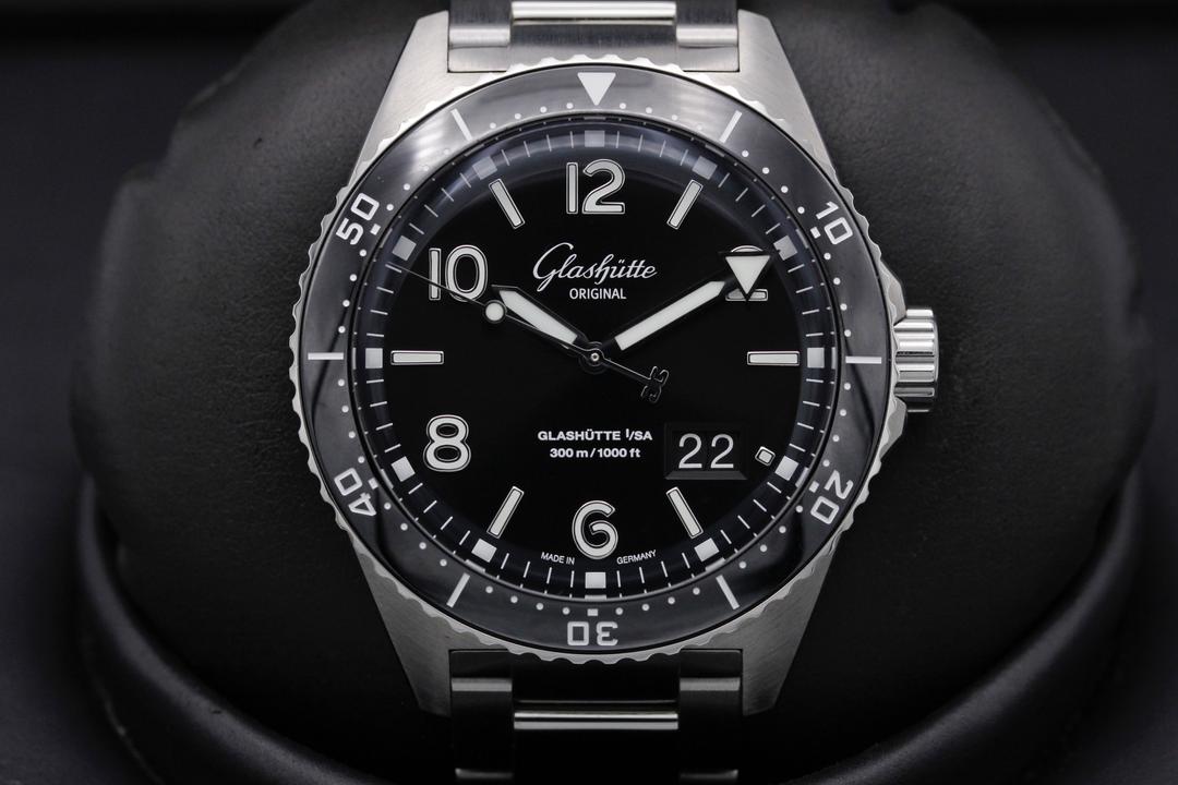 Glashutte Original Seaq Panorama Date 1-36-13-01-80-70