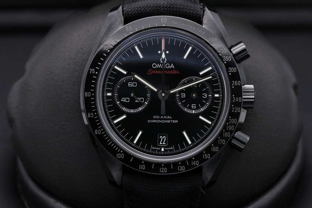 Omega Speedmaster "Dark Side Of The Moon" 311.92.44.51.01.003