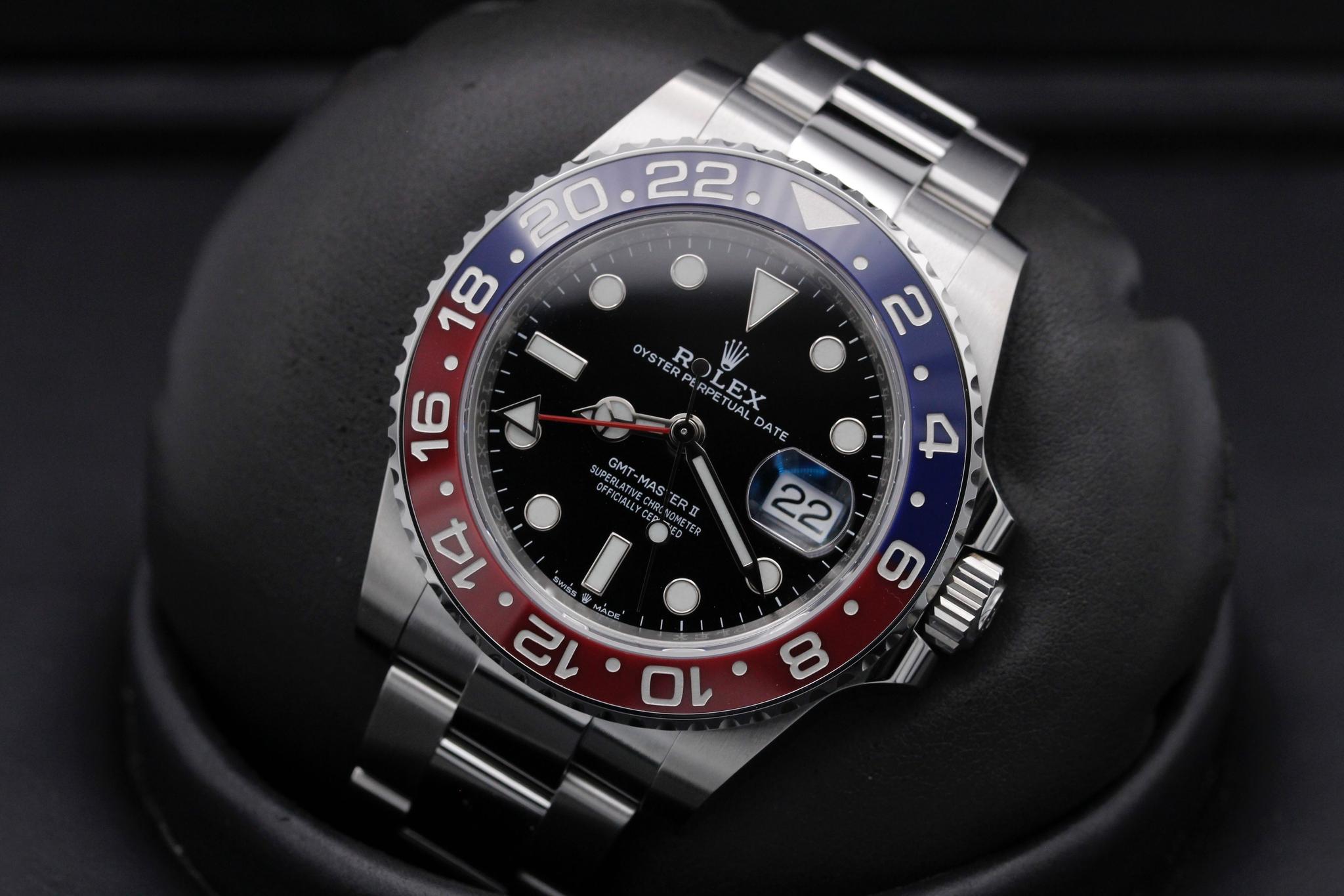 Watch Image 9