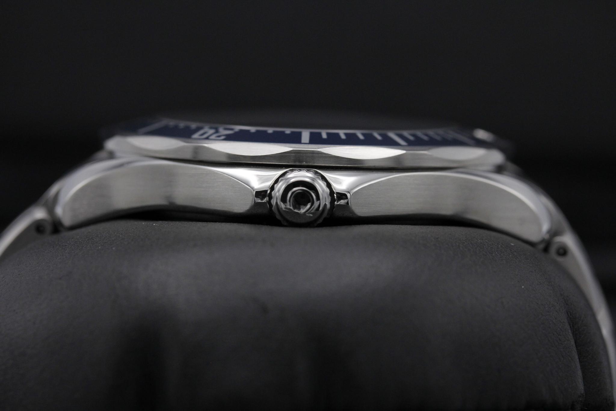 Watch Image 3
