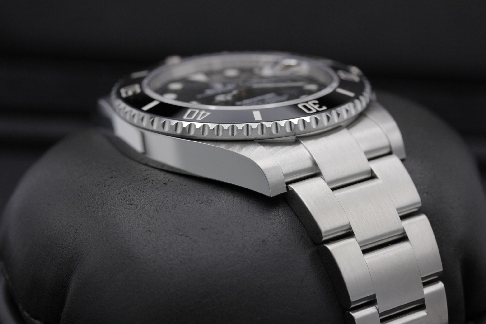 Watch Image 6