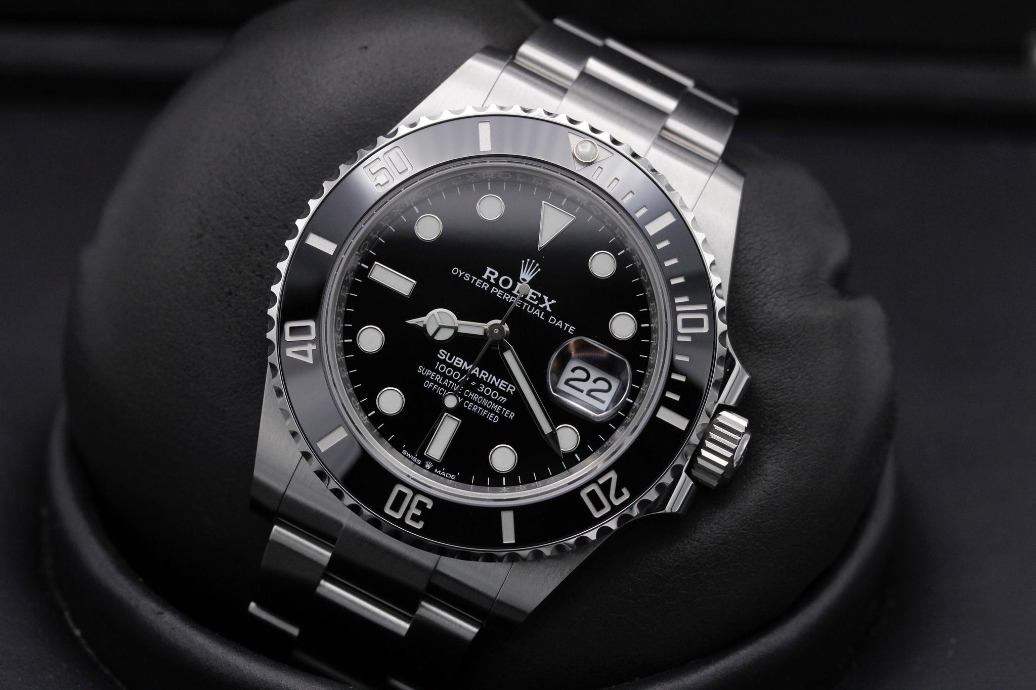 Watch Image 9
