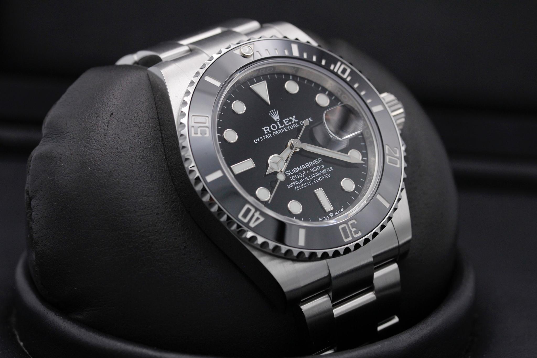Watch Image 10