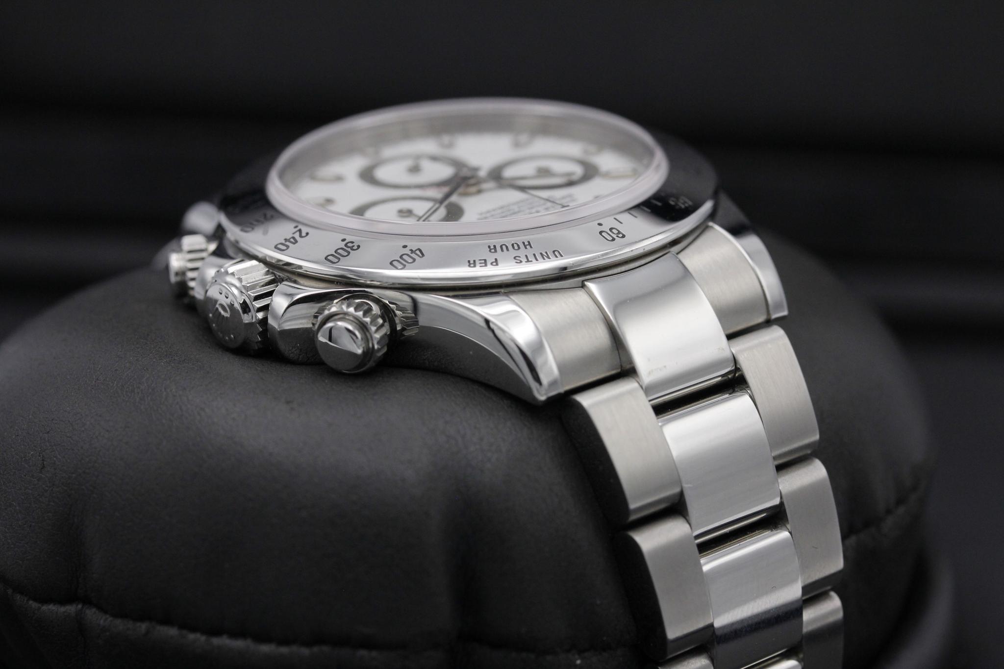 Watch Image 4