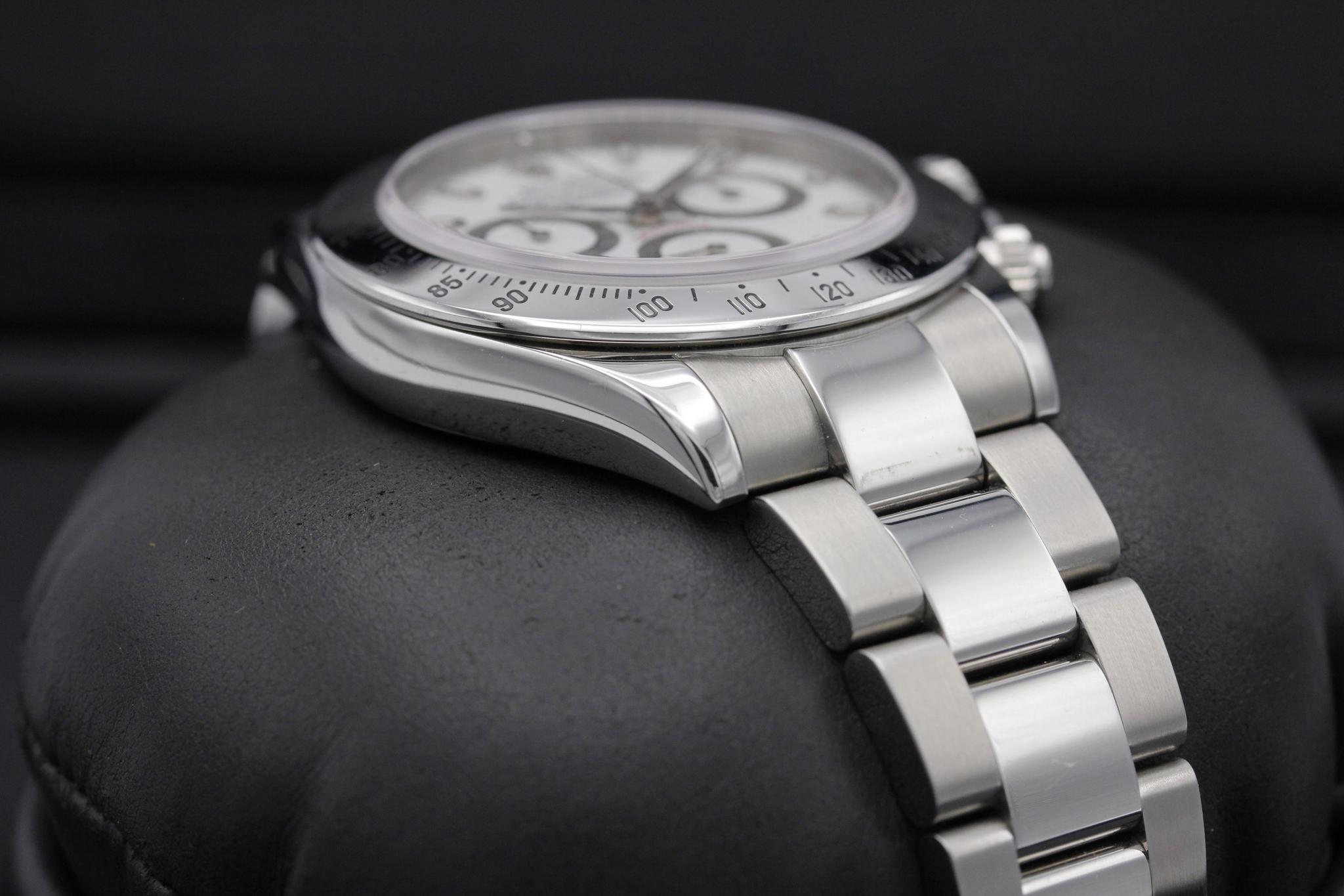 Watch Image 6