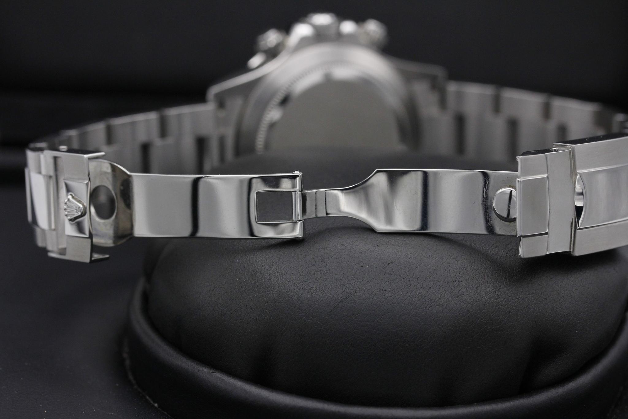 Watch Image 9