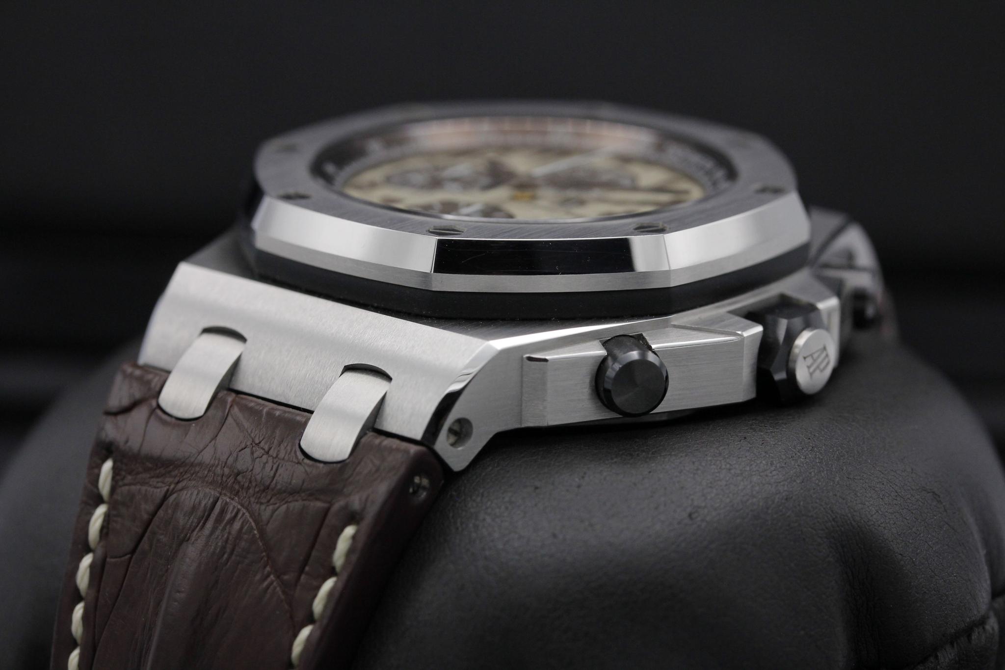 Watch Image 2