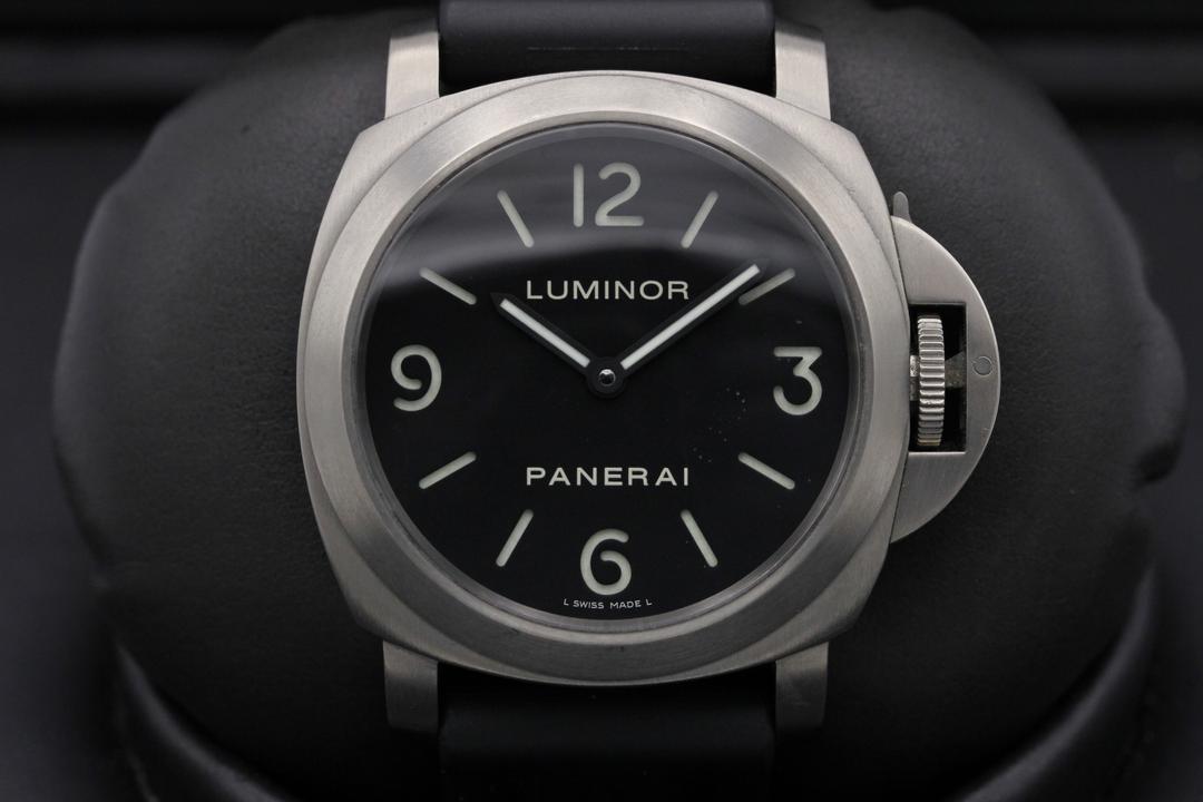Panerai Luminor Base Pam 176
