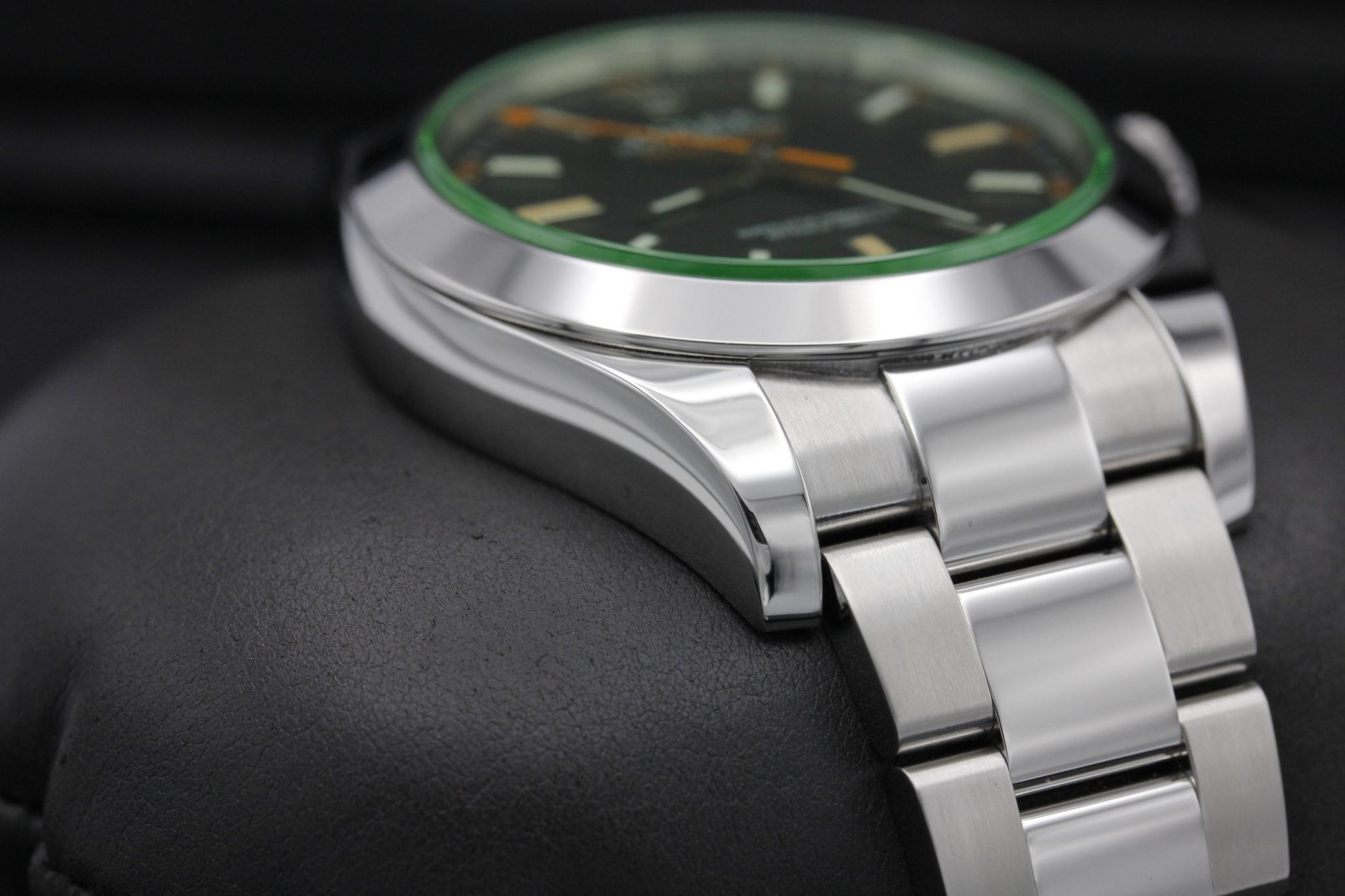 Watch Image 6