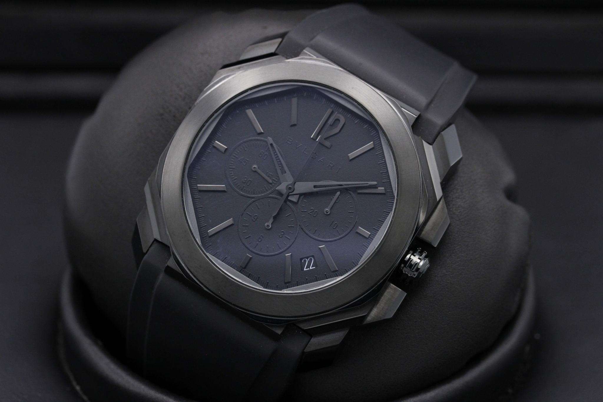 Watch Image 9