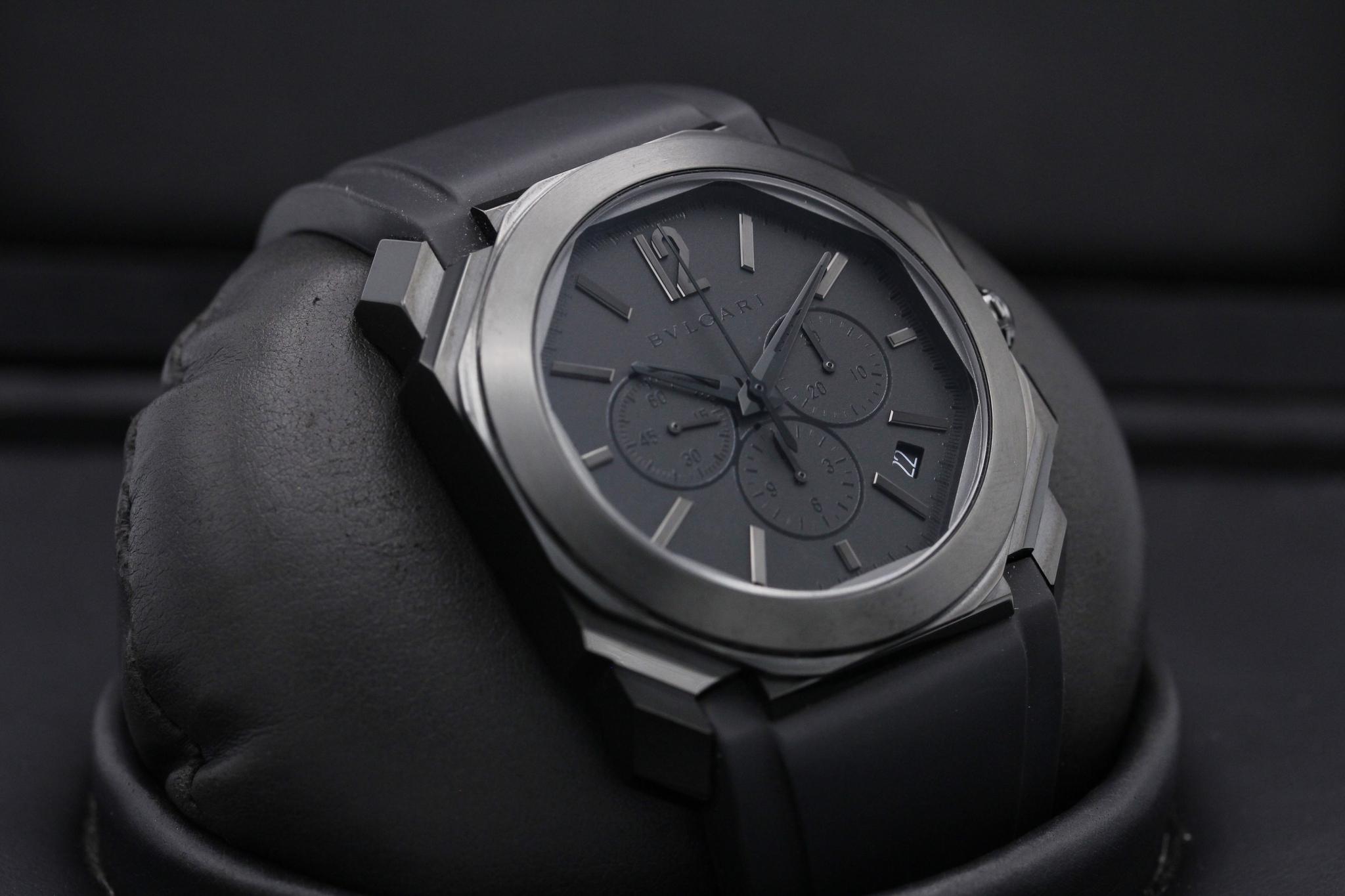 Watch Image 10