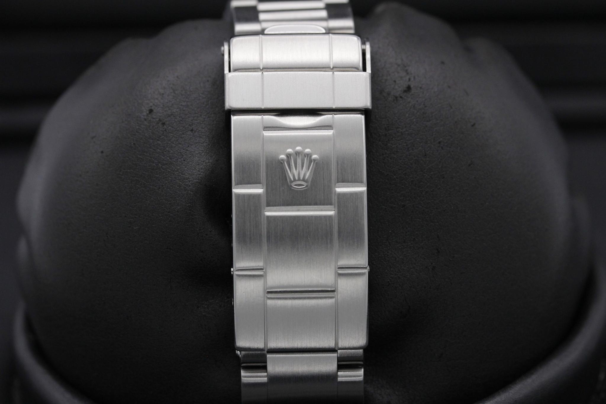 Watch Image 9