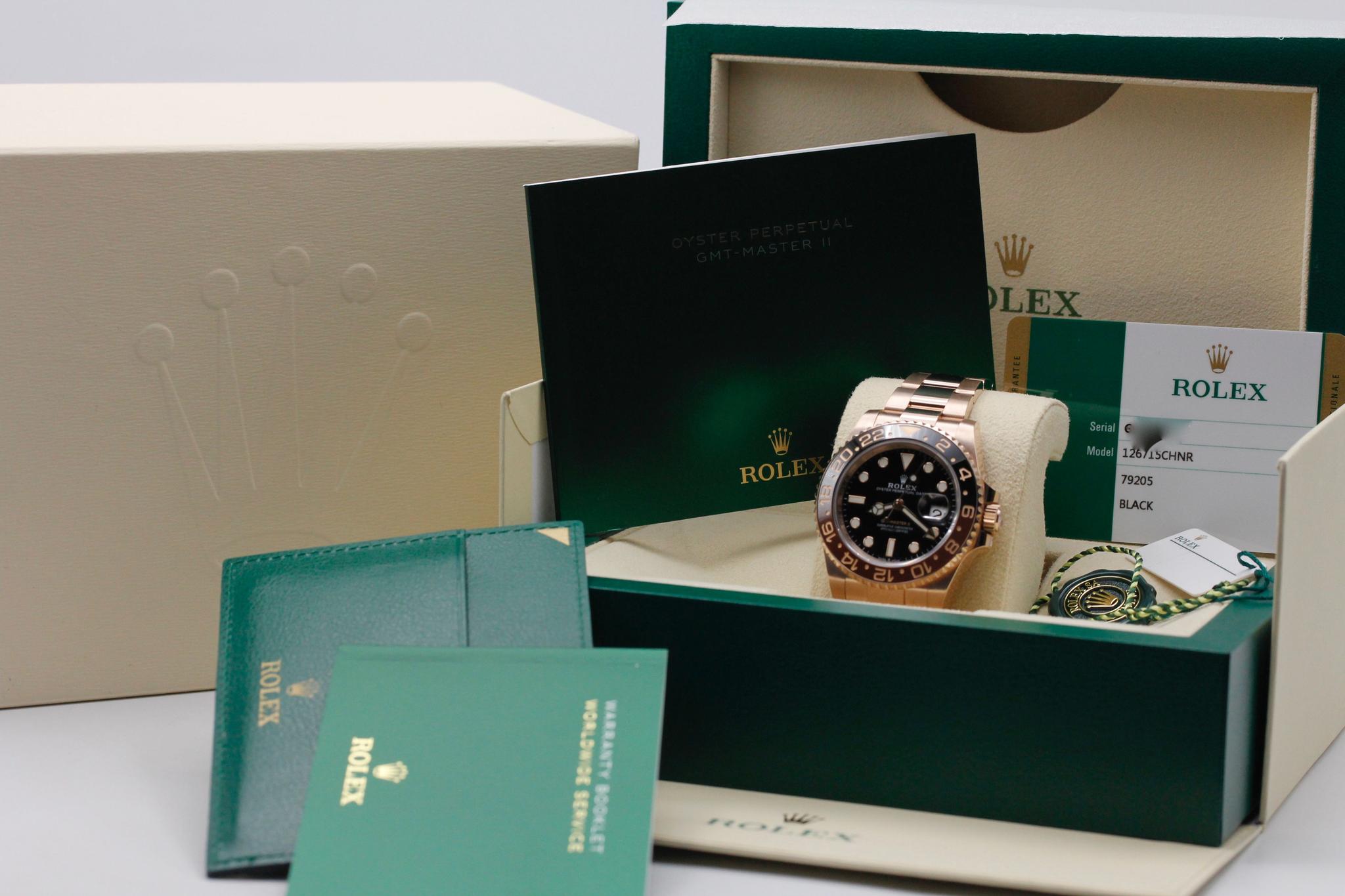 Watch Image 11