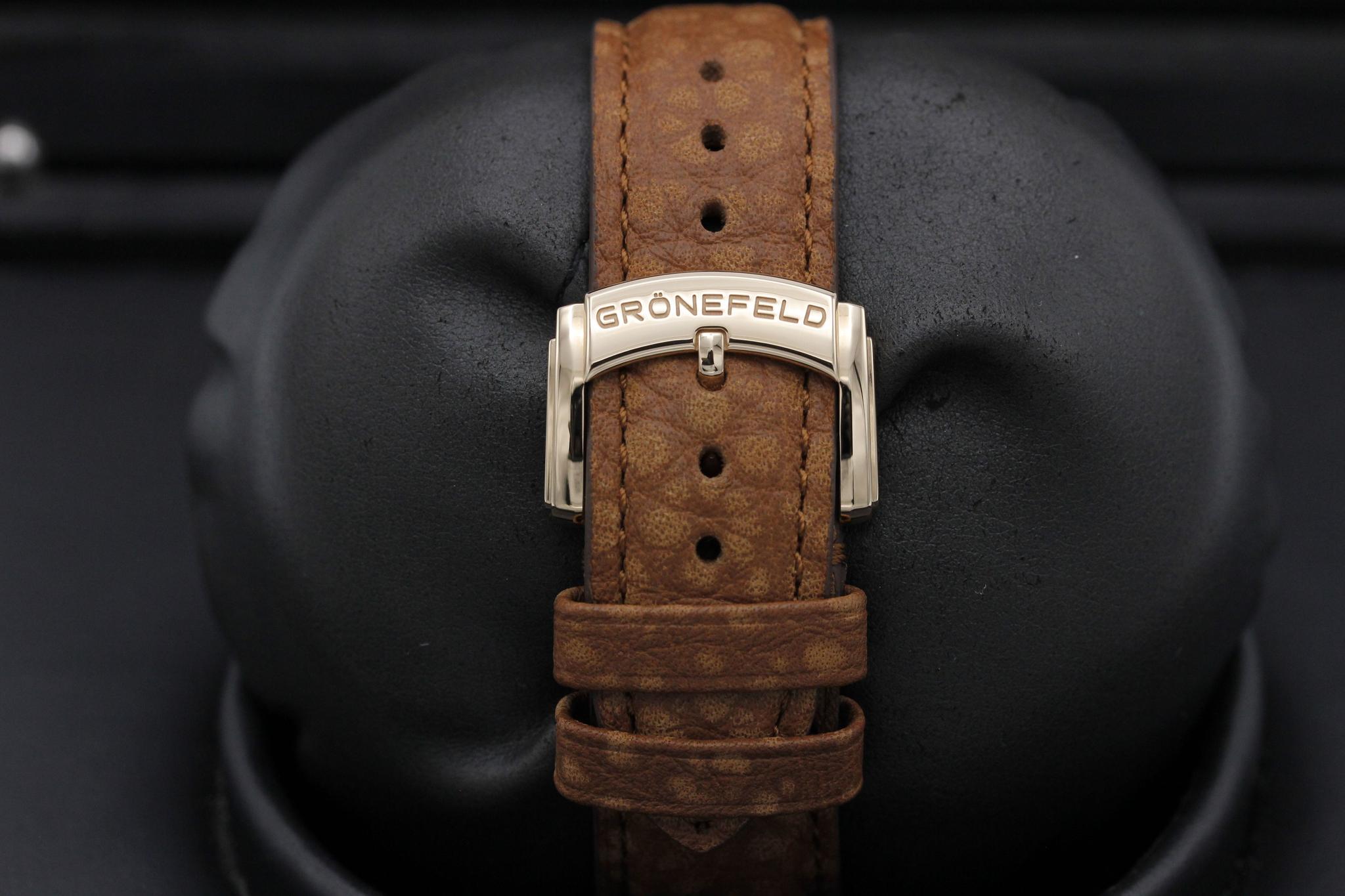 Watch Image 8