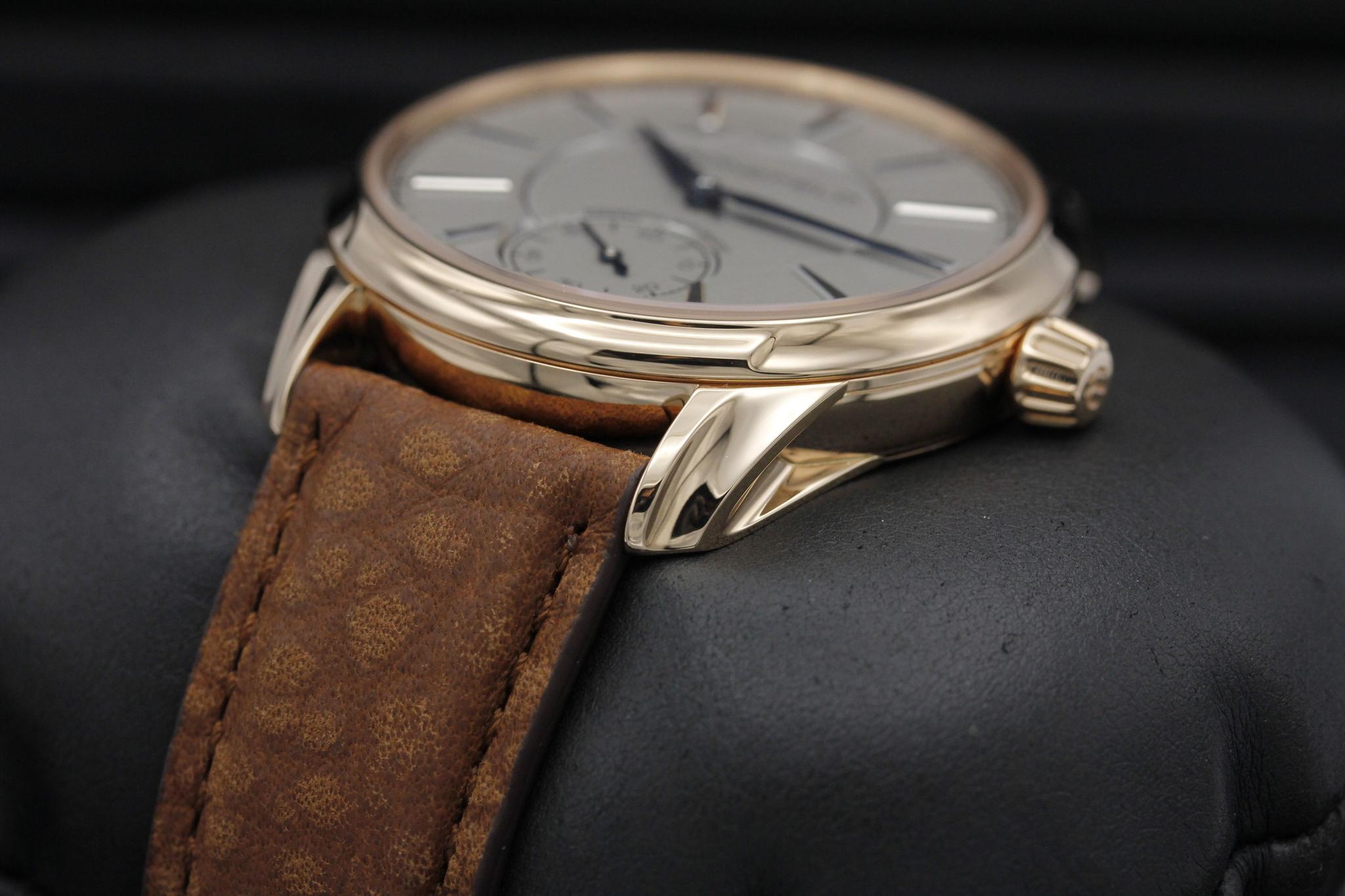 Watch Image 2