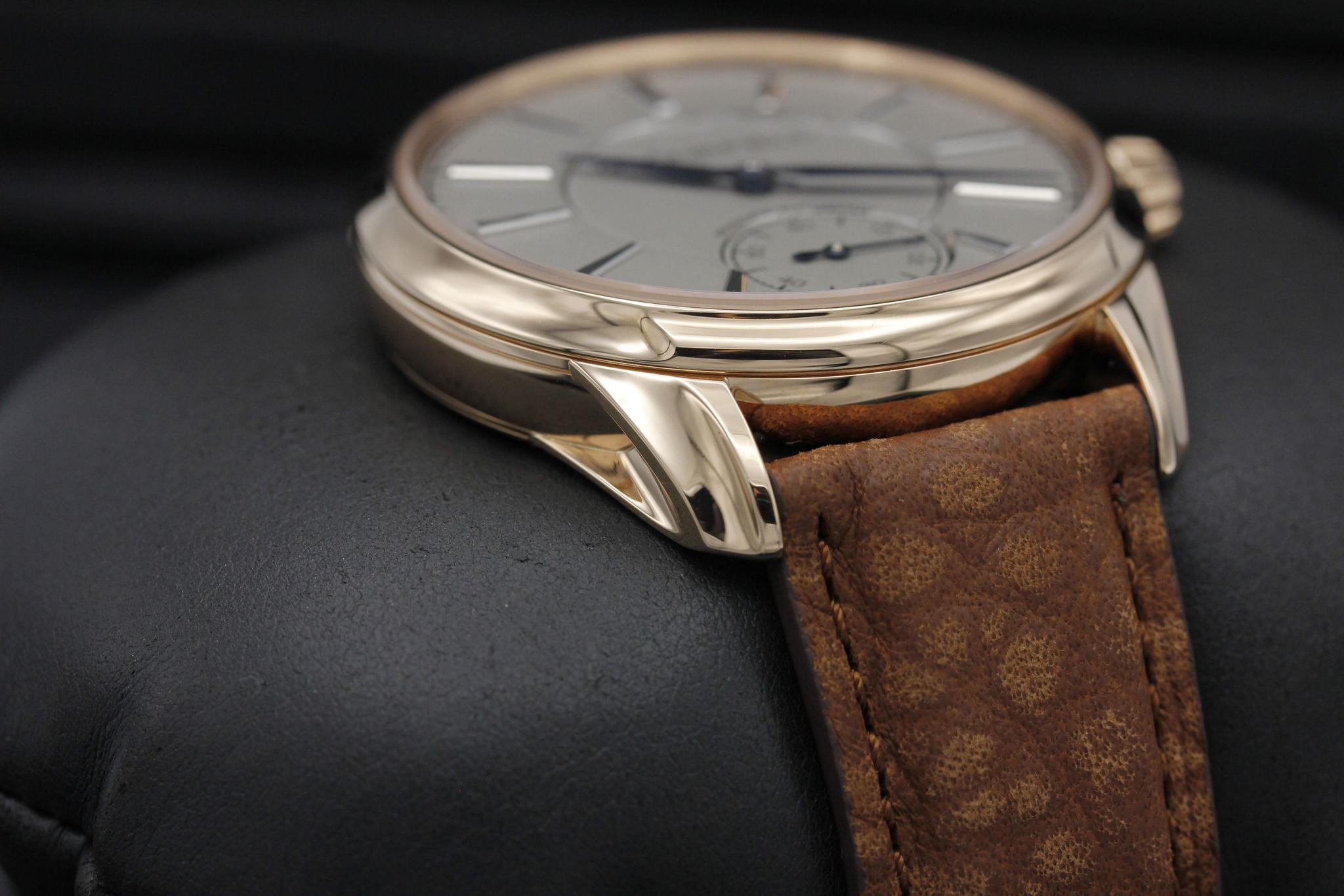 Watch Image 6