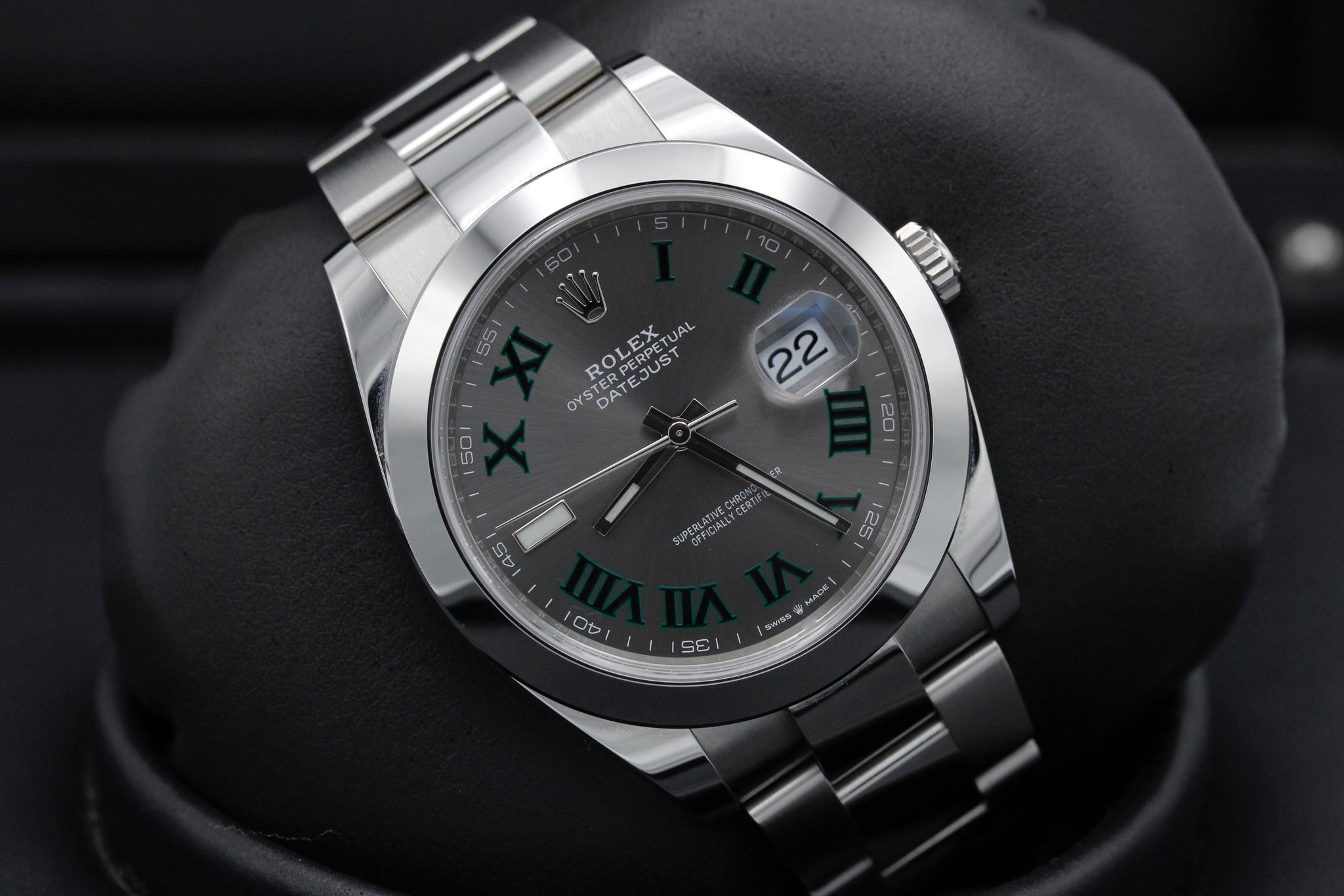 Watch Image 9