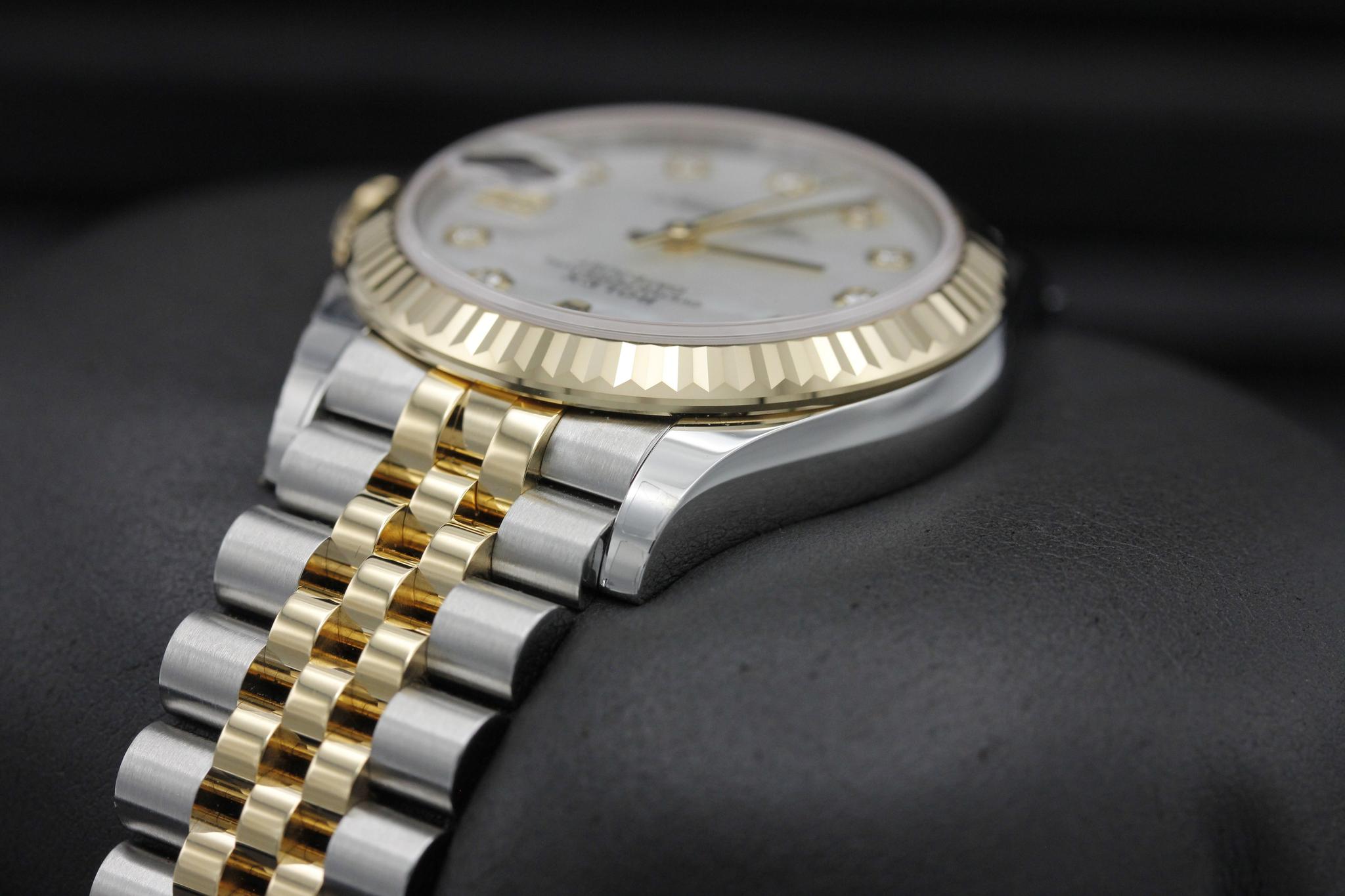 Watch Image 5