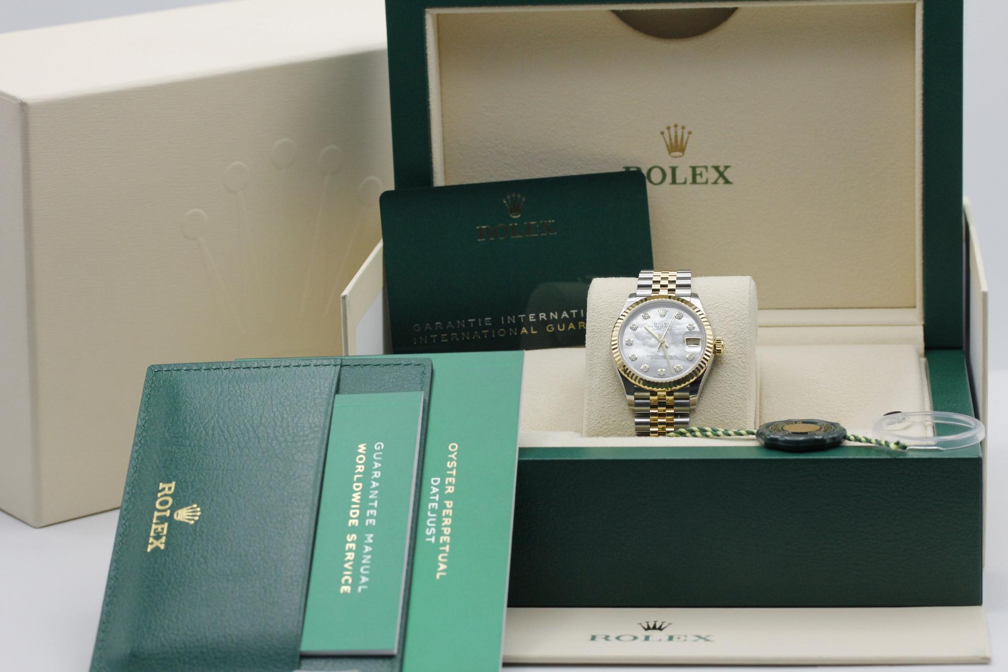Watch Image 11
