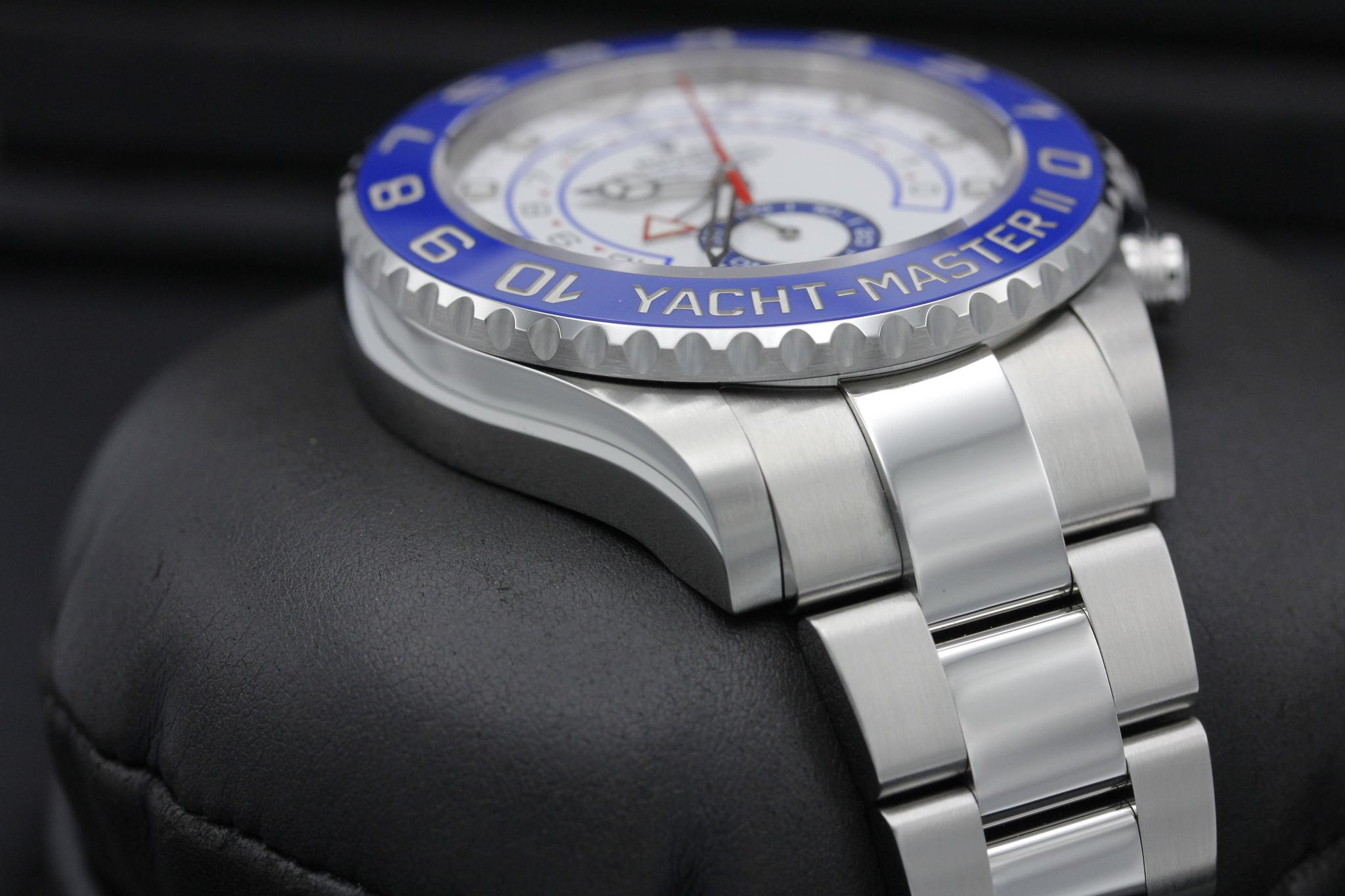 Watch Image 6