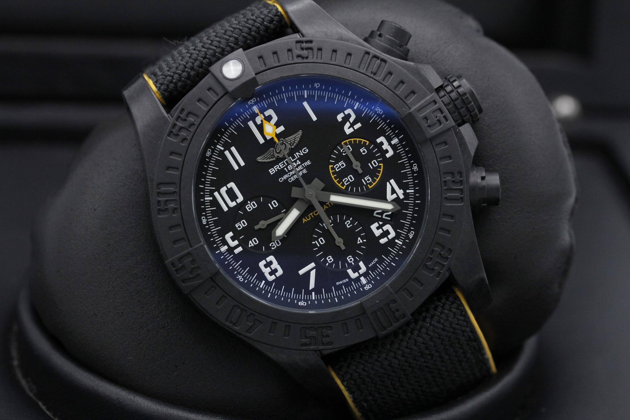 Watch Image 9
