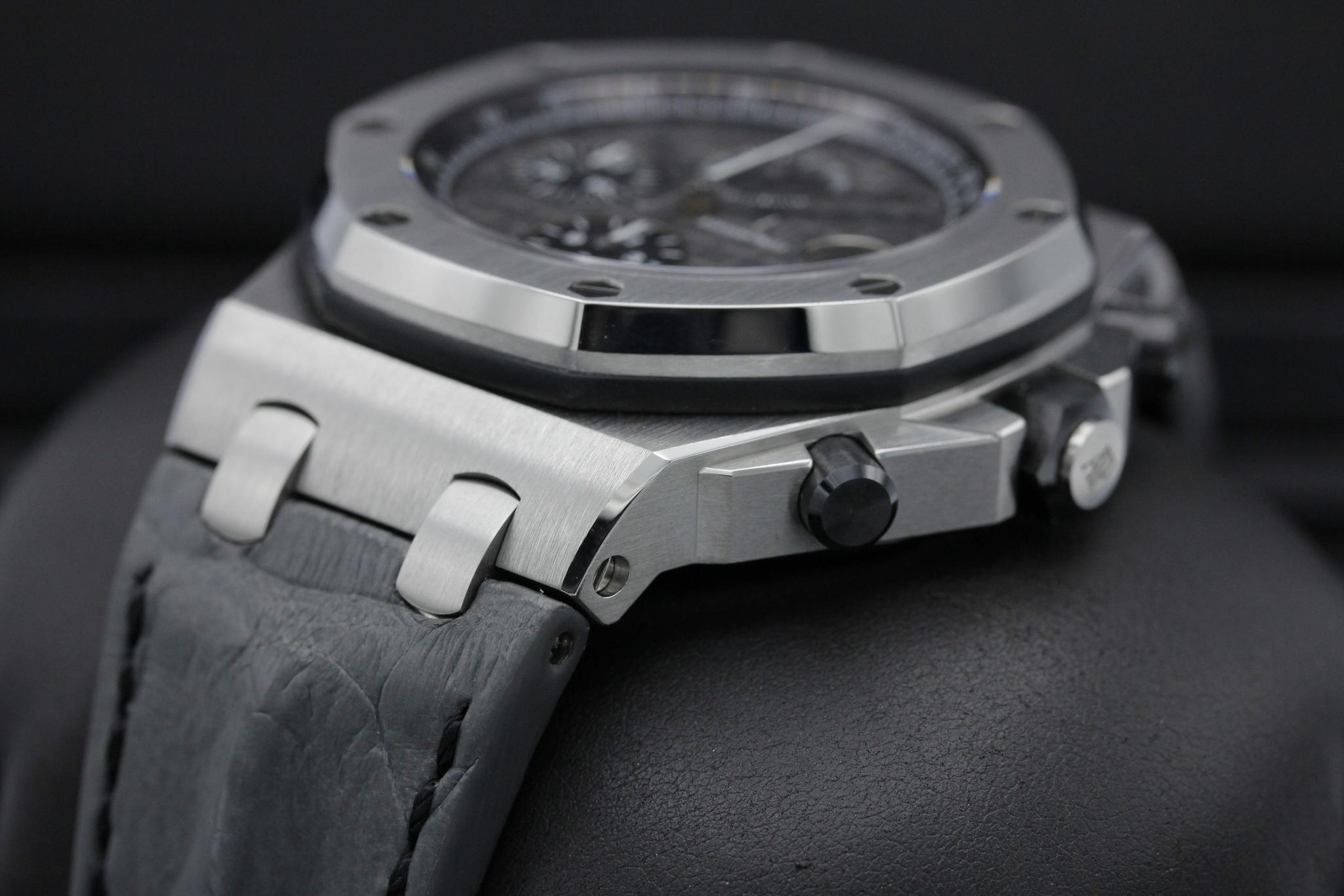 Watch Image 2