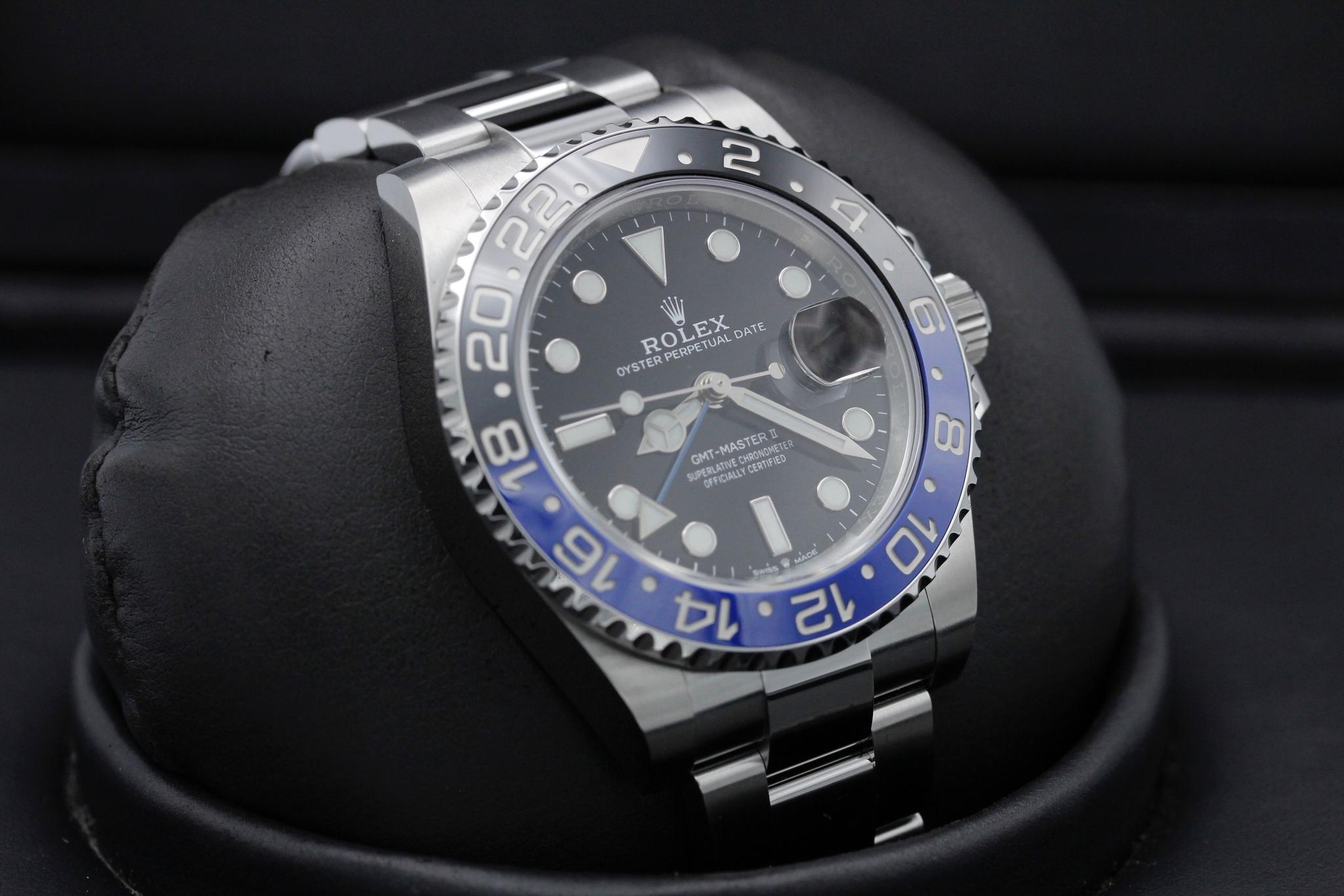 Watch Image 10