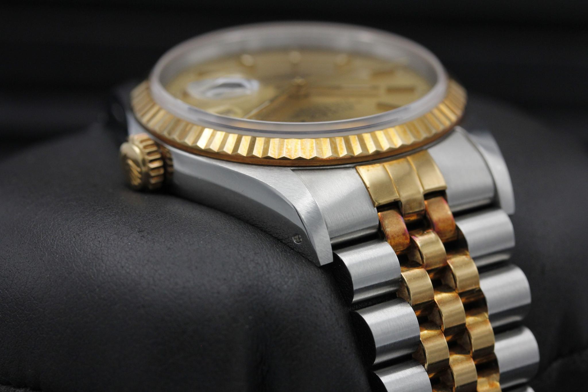 Watch Image 4
