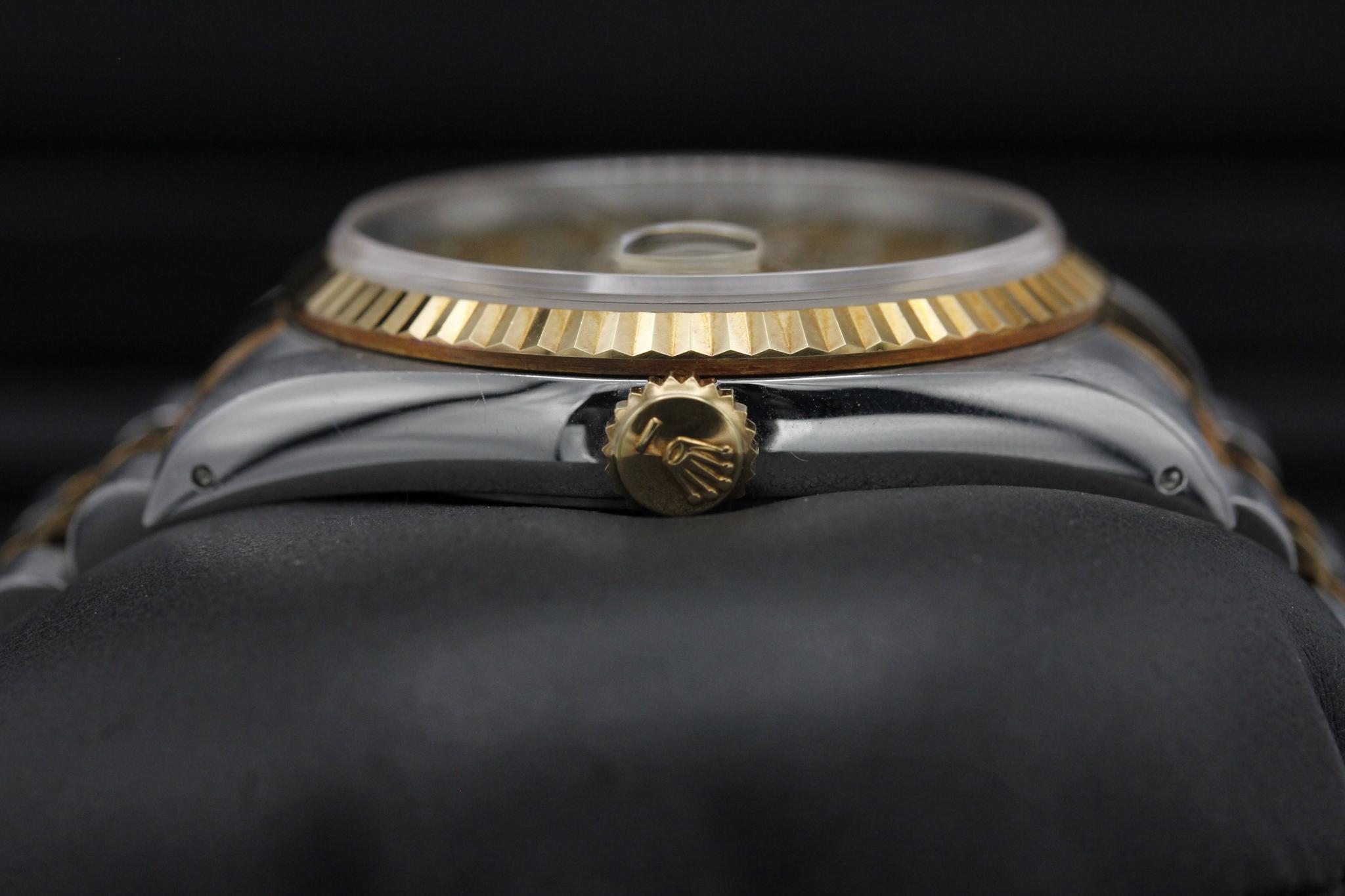 Watch Image 3