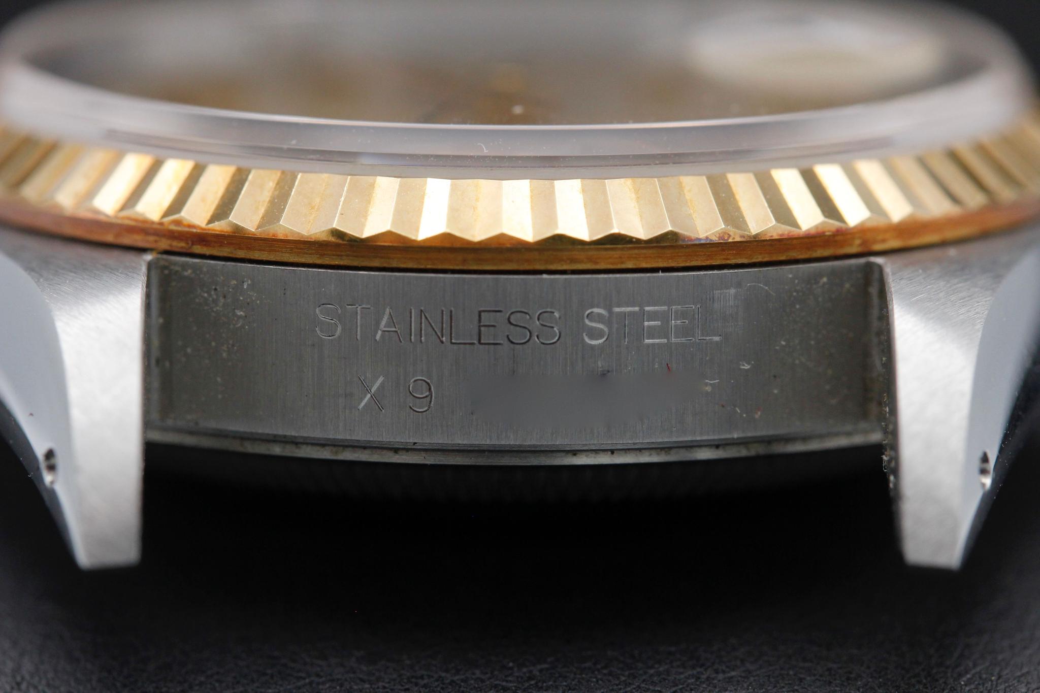 Watch Image 11