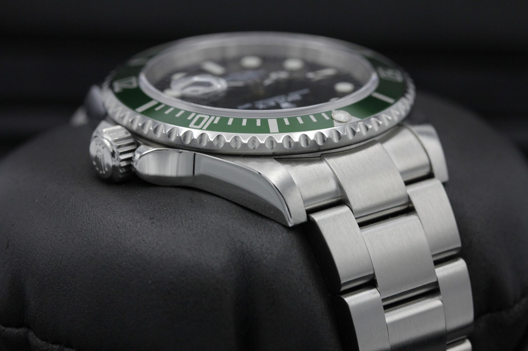 Watch Image 4