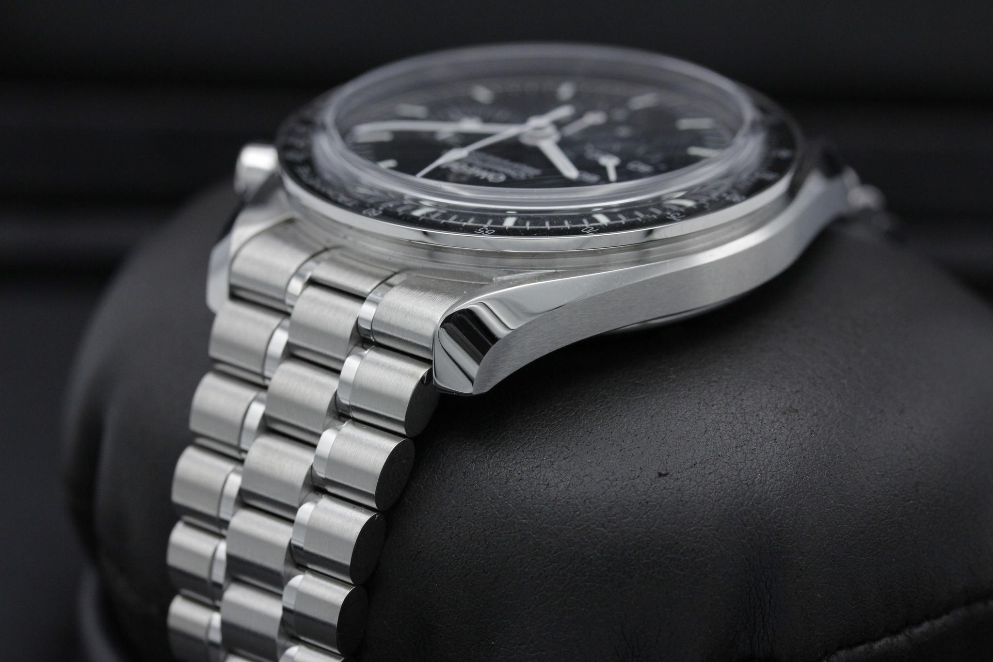 Watch Image 5