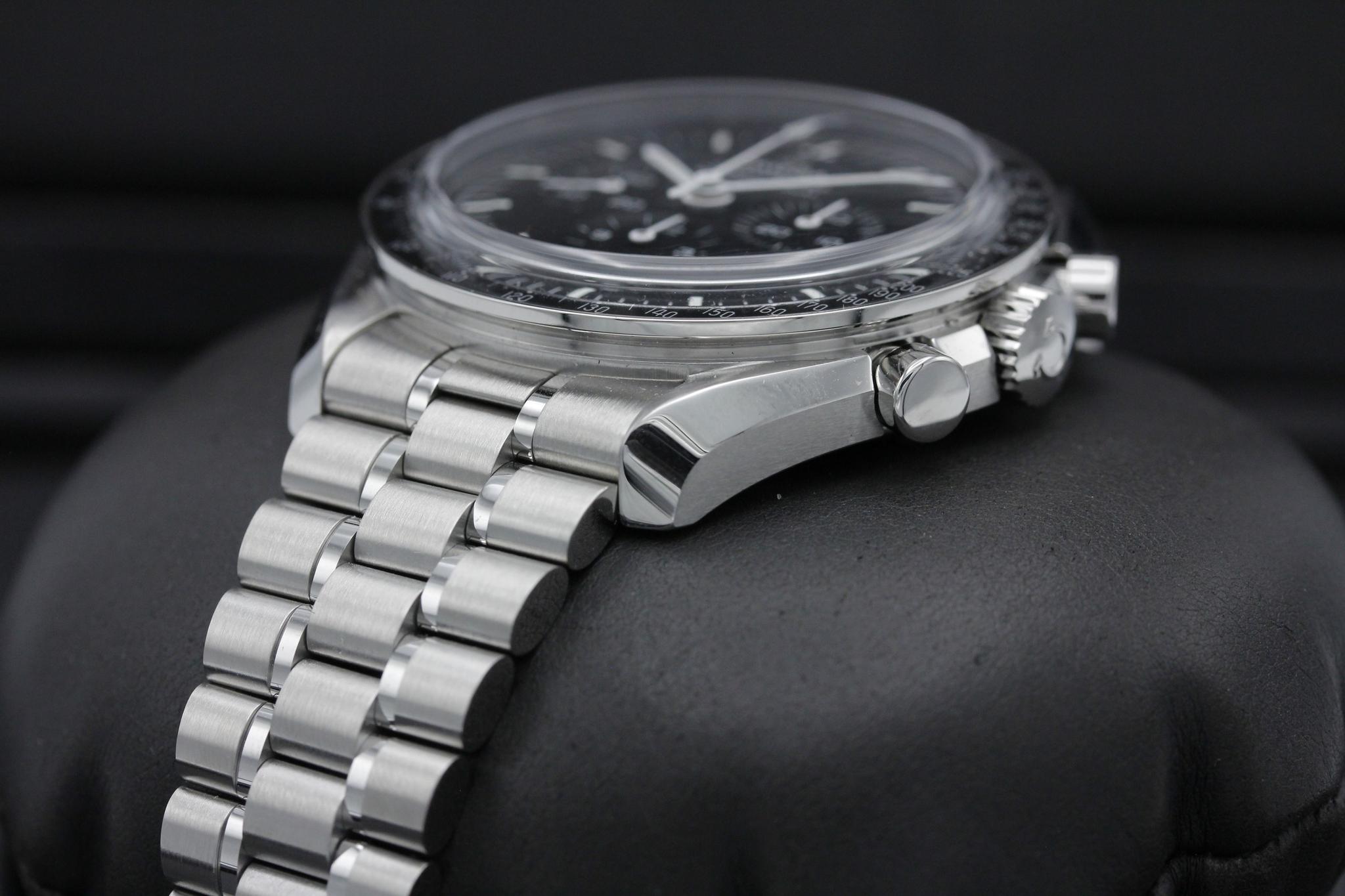 Watch Image 2