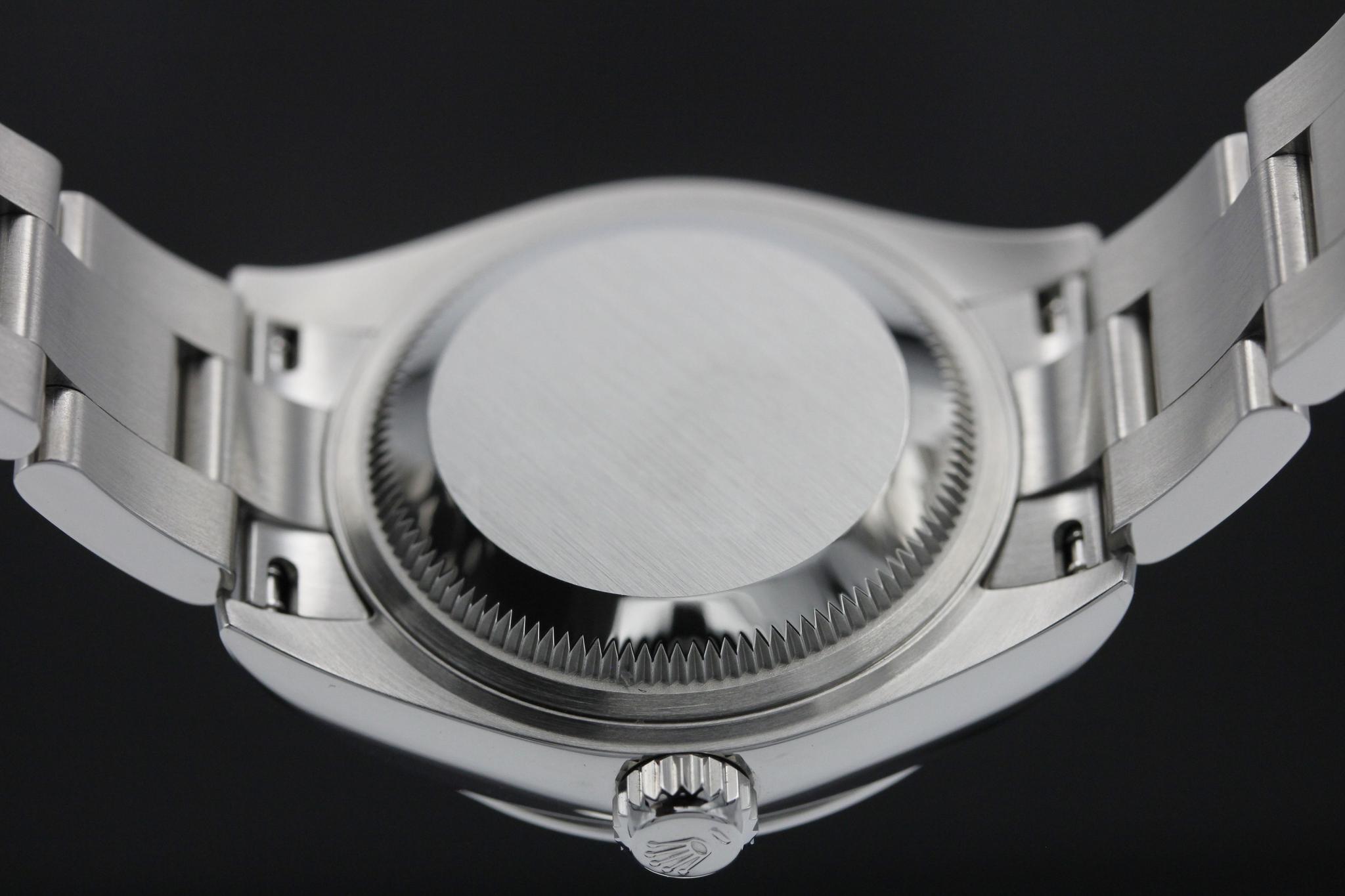Watch Image 7