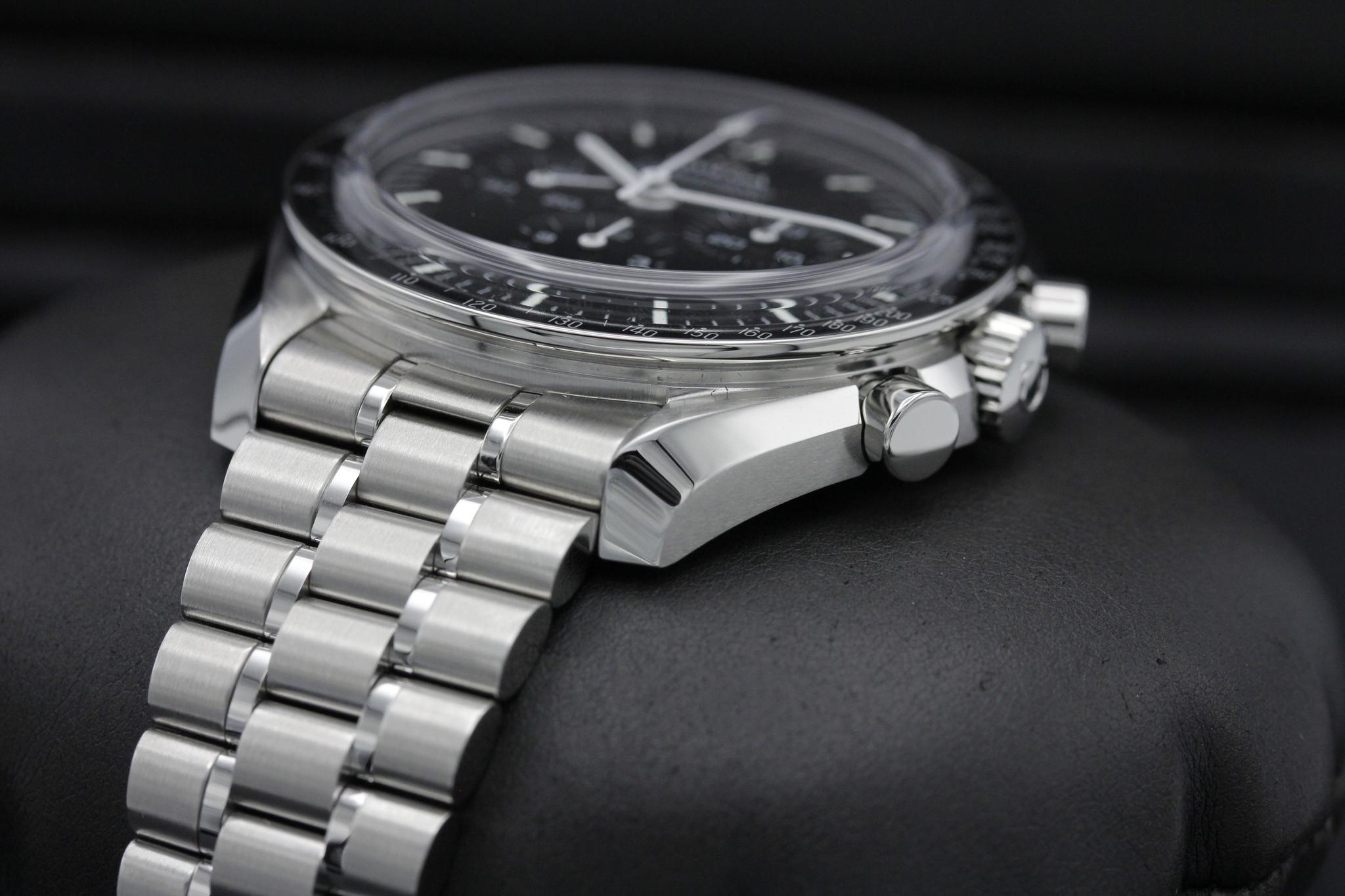 Watch Image 2