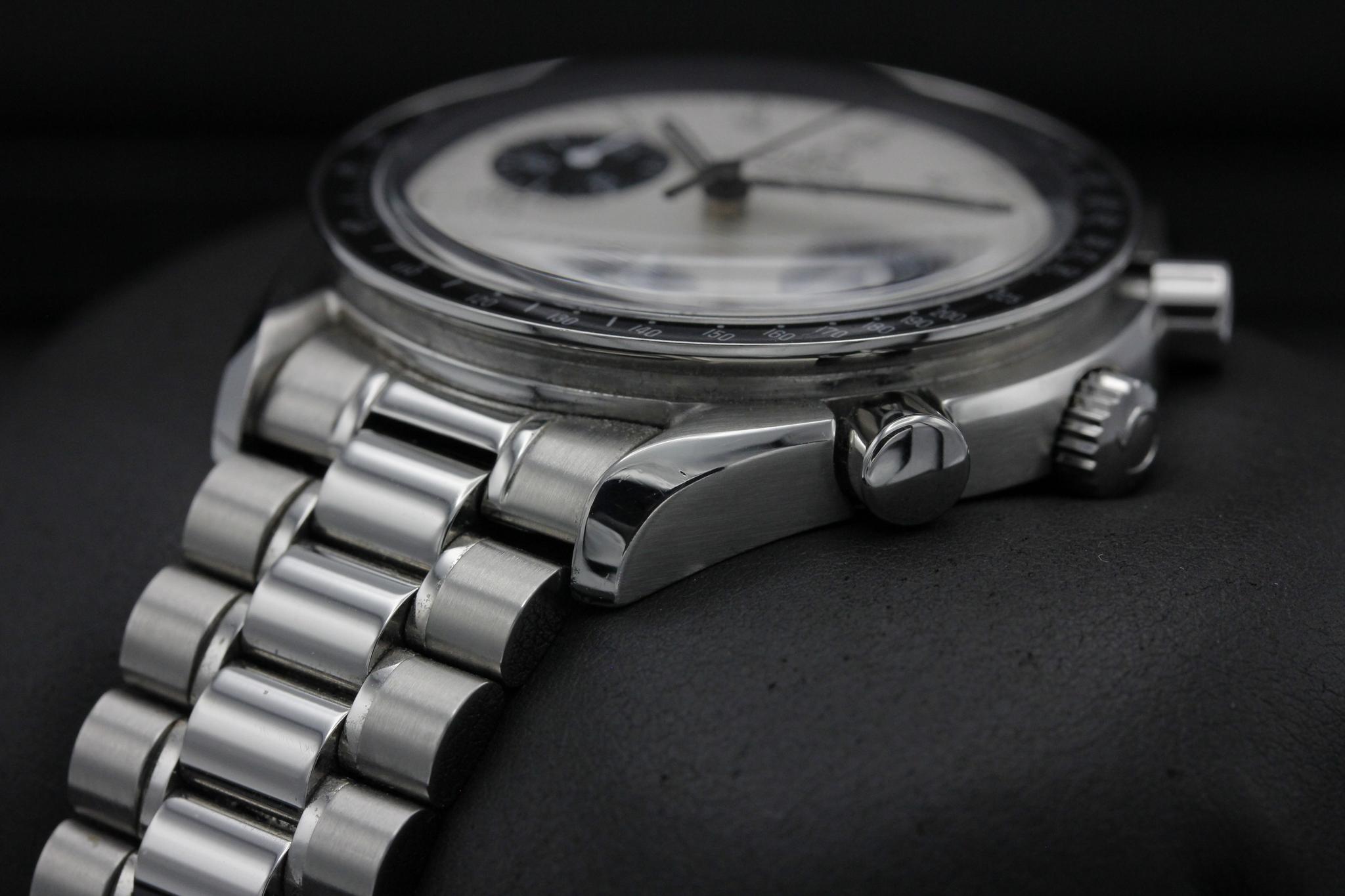 Watch Image 2